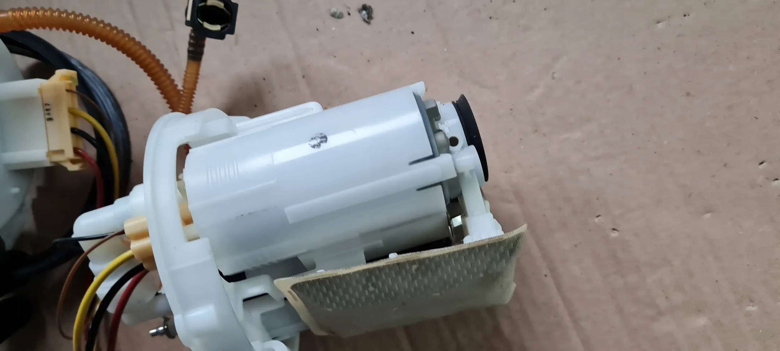 A5 8W PUMPA GORIVA 2.0 TFSI 8W0919087L A4 B9 8W