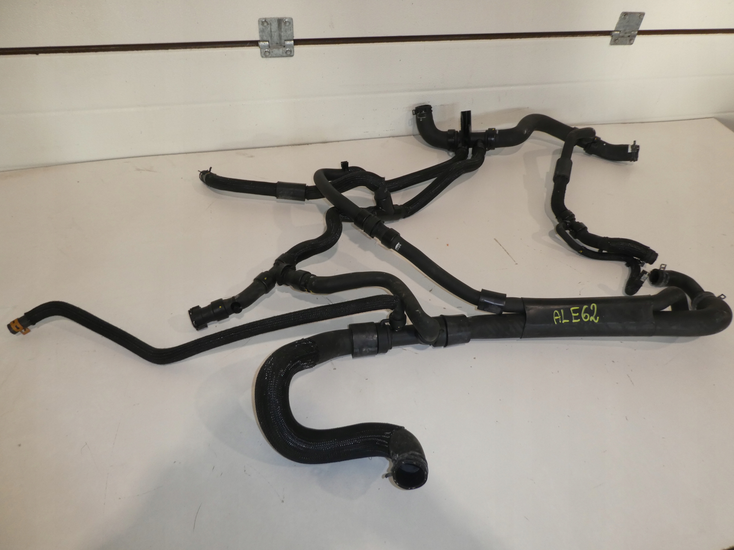 hadice hadice vody Renault MASTER IV 215015155R