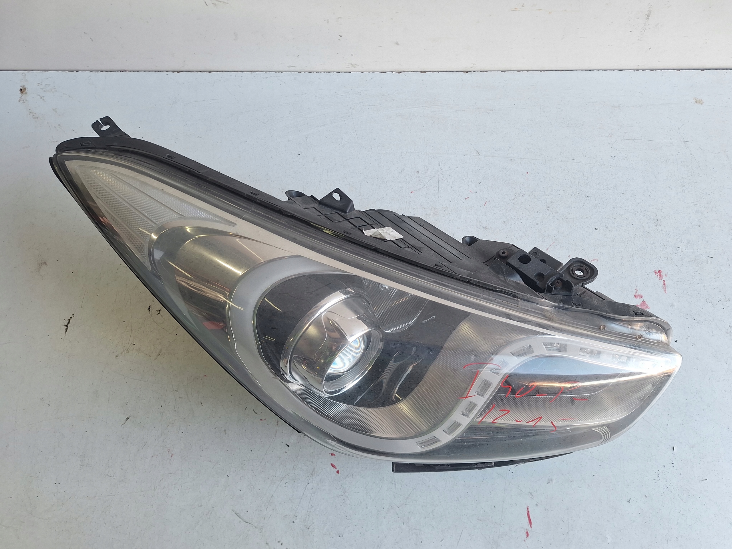 HYUNDAI I40 12-15 light left right + LED UK