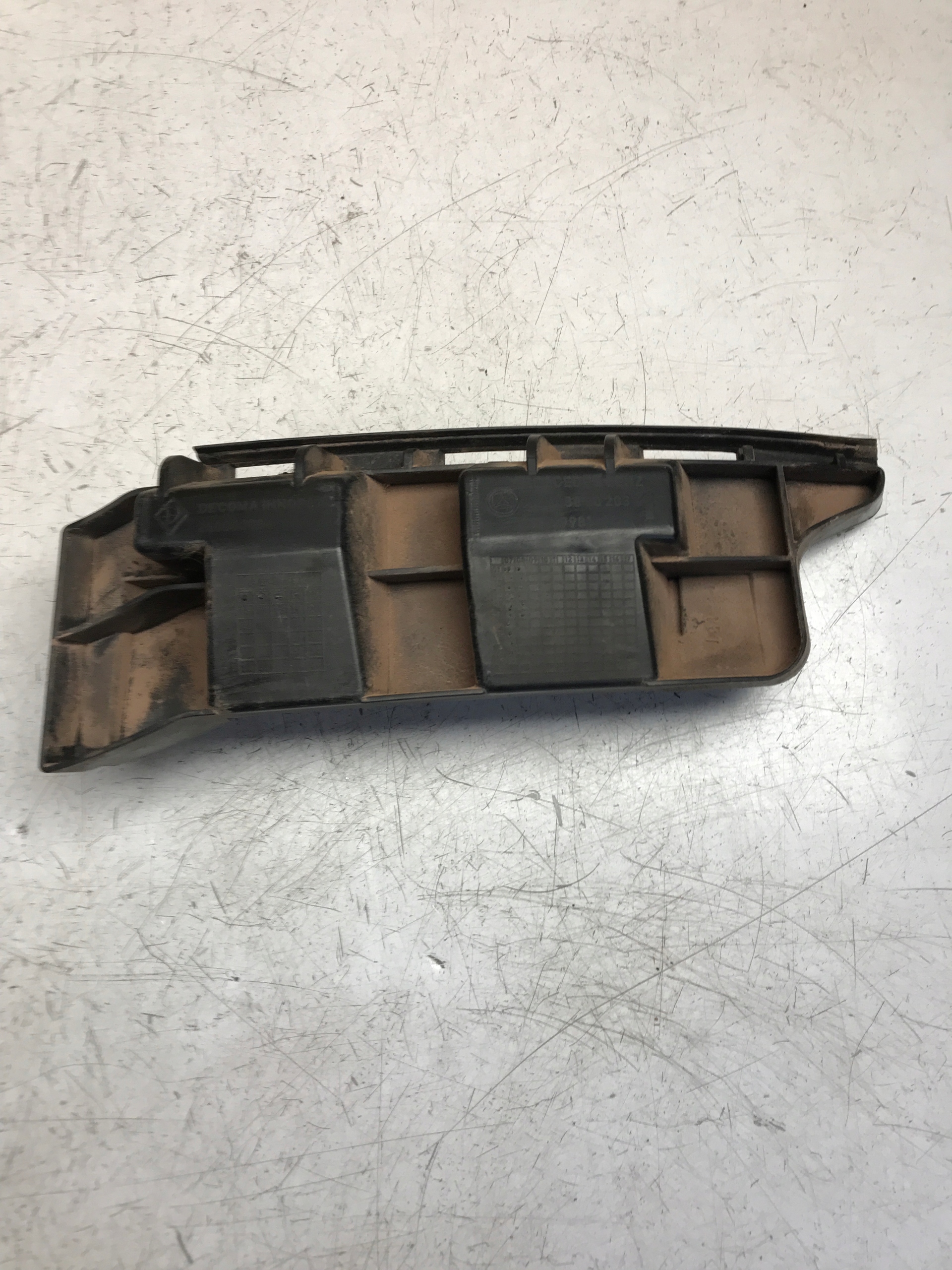 bumper bracket right rear part MERCEDES W204 A2048800203