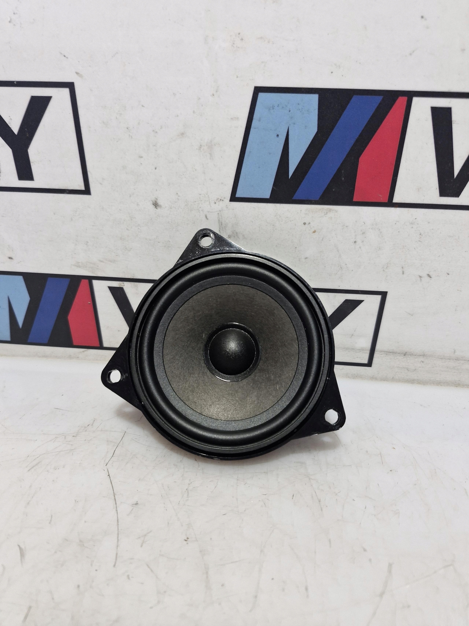 9141495 BMW E61 hangszóró tetö bal far