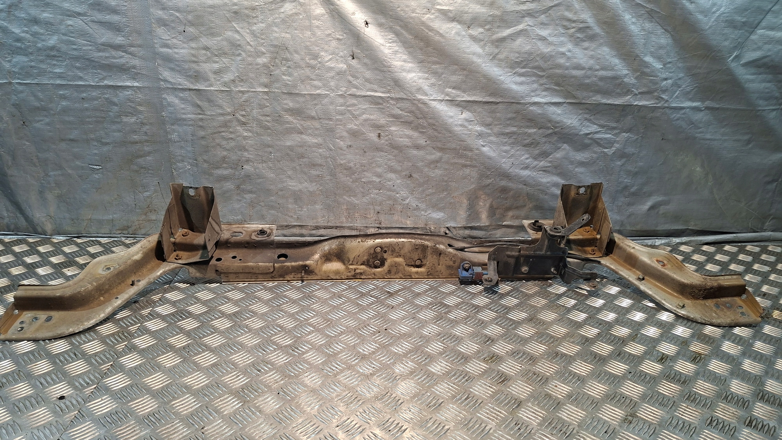 support panel for radiators pillar PEUGEOT BIPPER