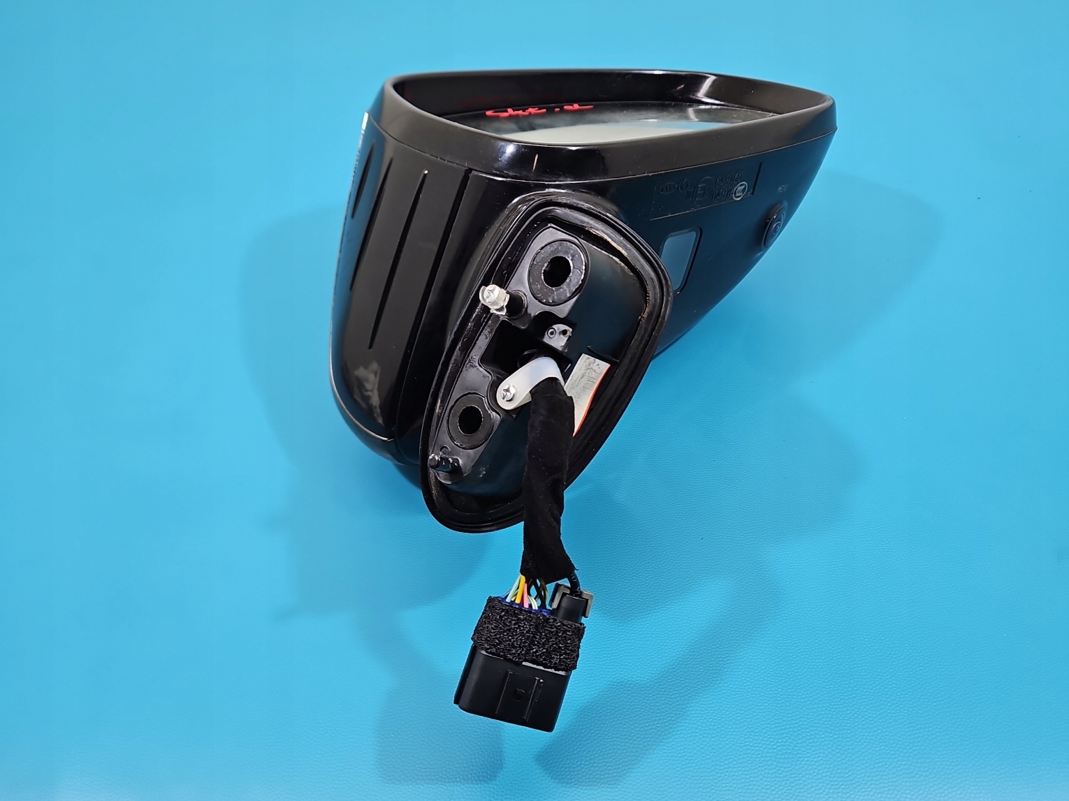 зеркало правое kia STINGER европа