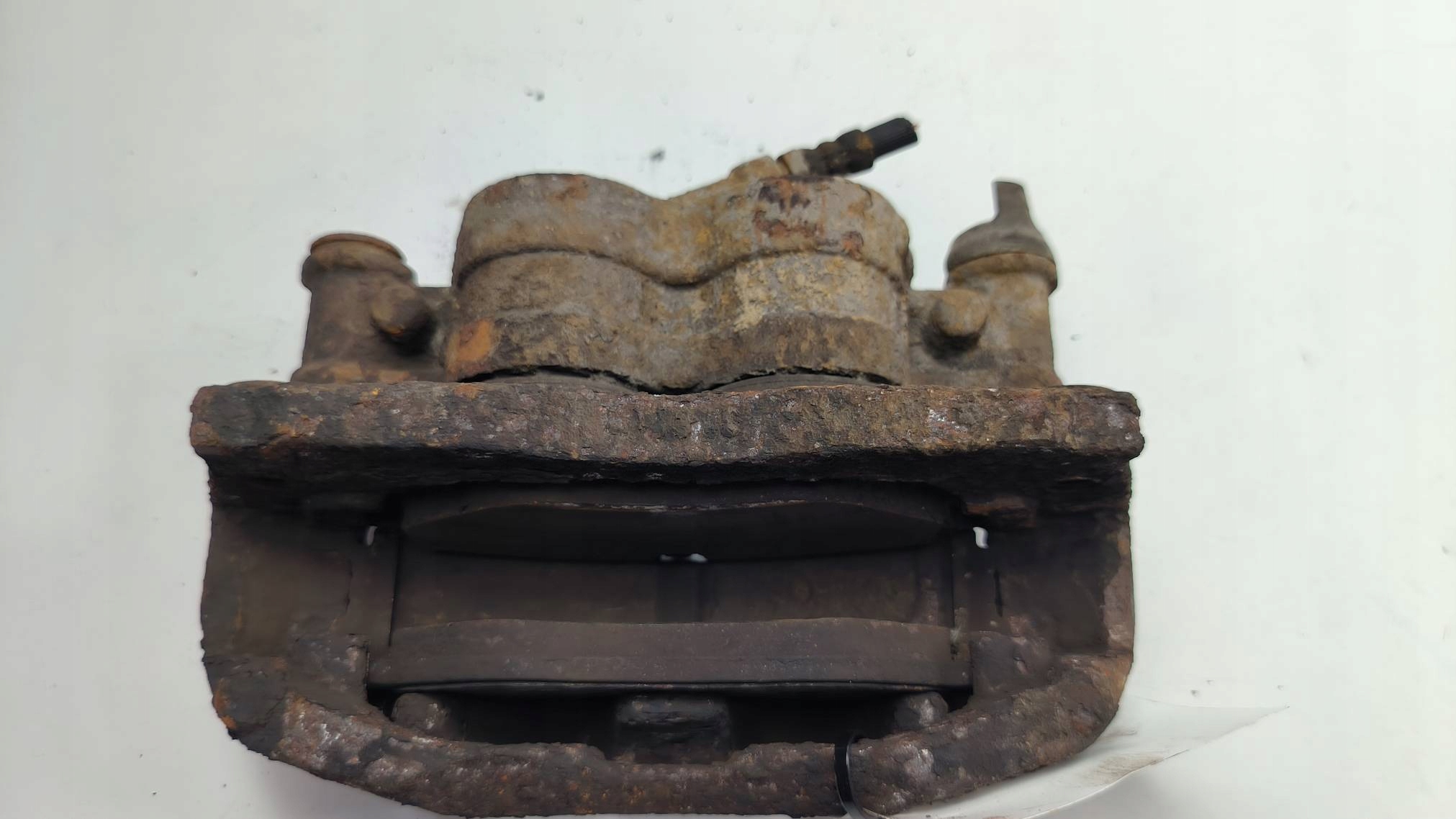 caliper brake front left 3.0 HPI IVECO DAILY IV 50C15