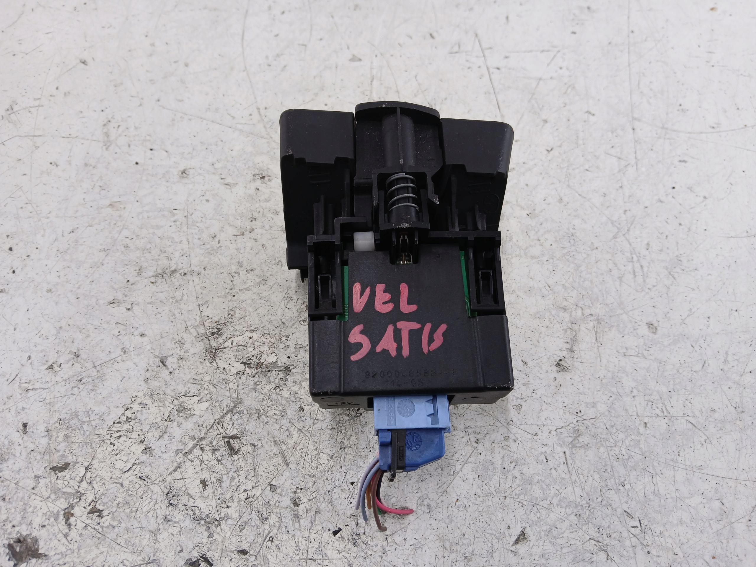 RENAULT VEL SATIS handle lever electric brake 8200048588