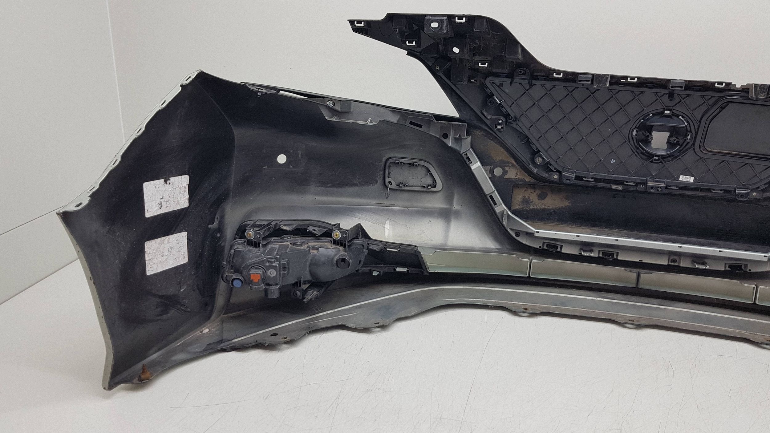 NISSAN LEAF II 2017 - bumper front 62022-5SHOH