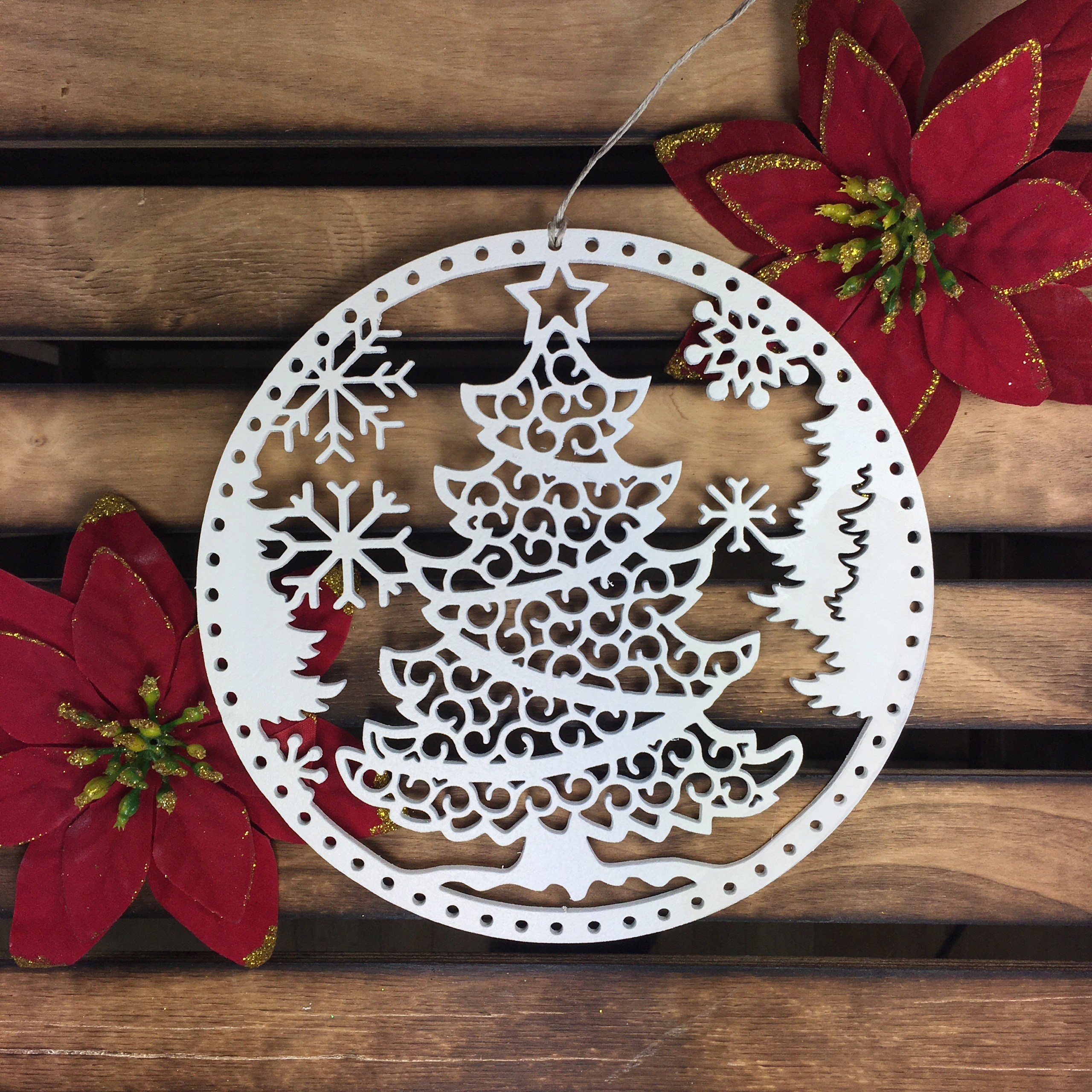 PIĘKNA ZAWIESZKA BOMBKA CHOINKA OZDOBA AŻUR 39CM