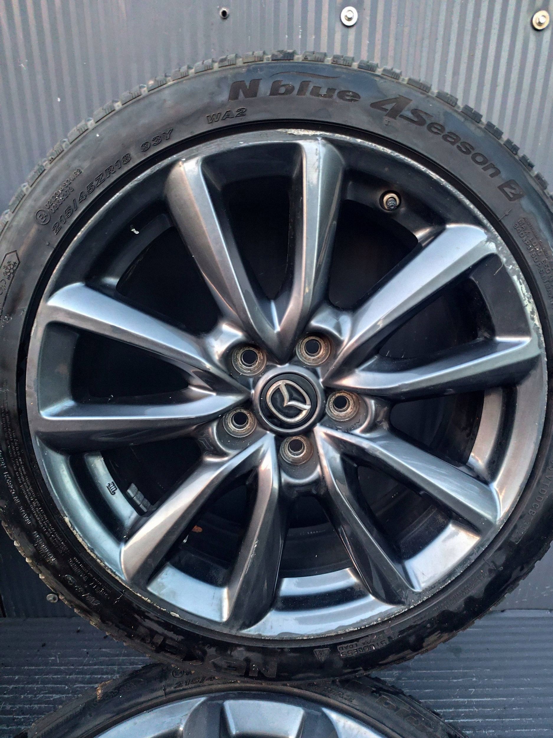 MAZDA 3 IV kola disky ALU 215/45/18 KOMPLET
