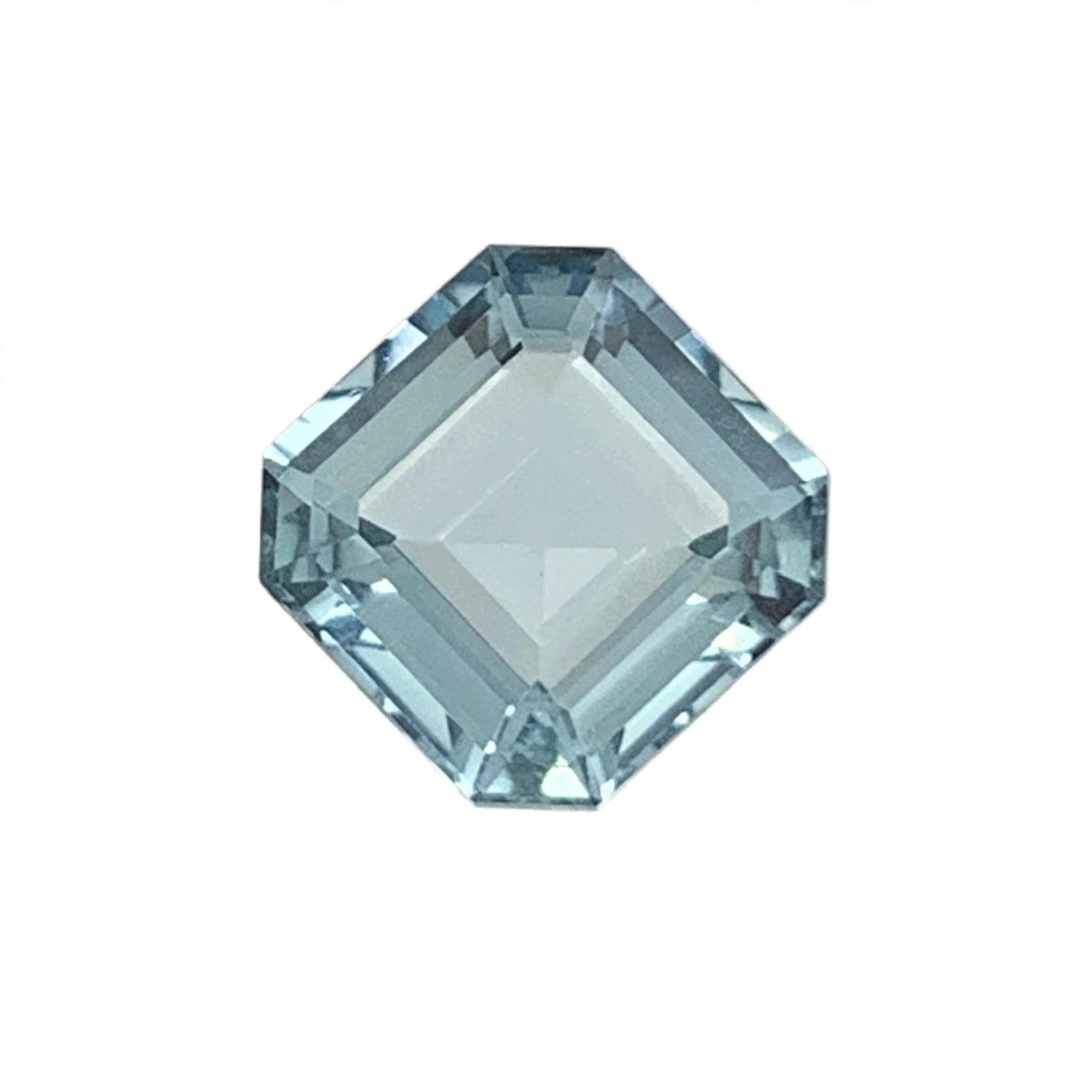Akvamarín Osmiúhelník 8X8 mm kus