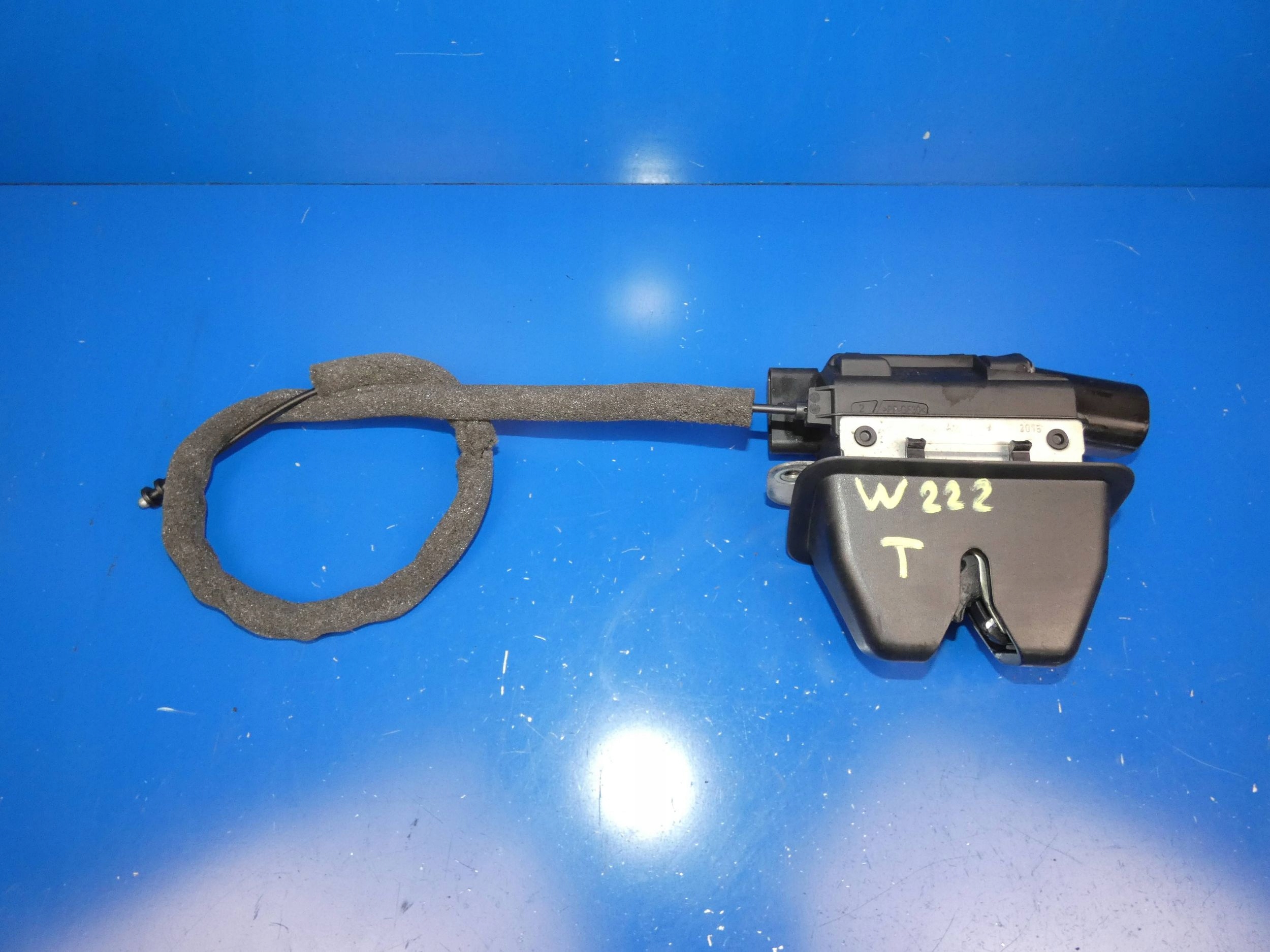 MERCEDES S KLASA W222 lock bonnet boot rear part