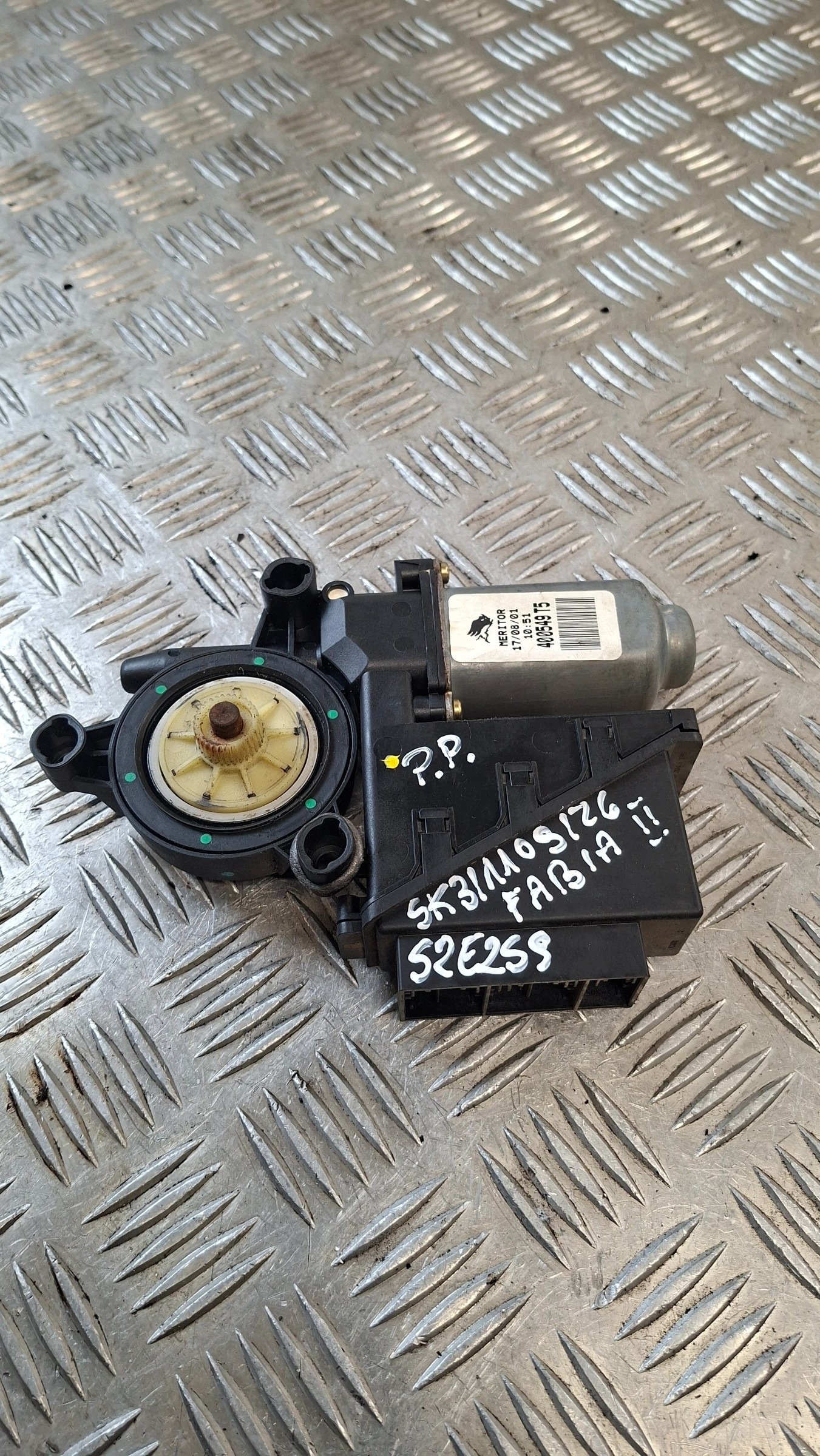mini motor windows right front SKODA FABIA II