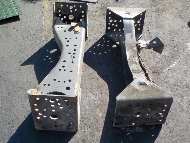 SCANIA ЛУЧ КРОНШТЕЙН РАМЫ