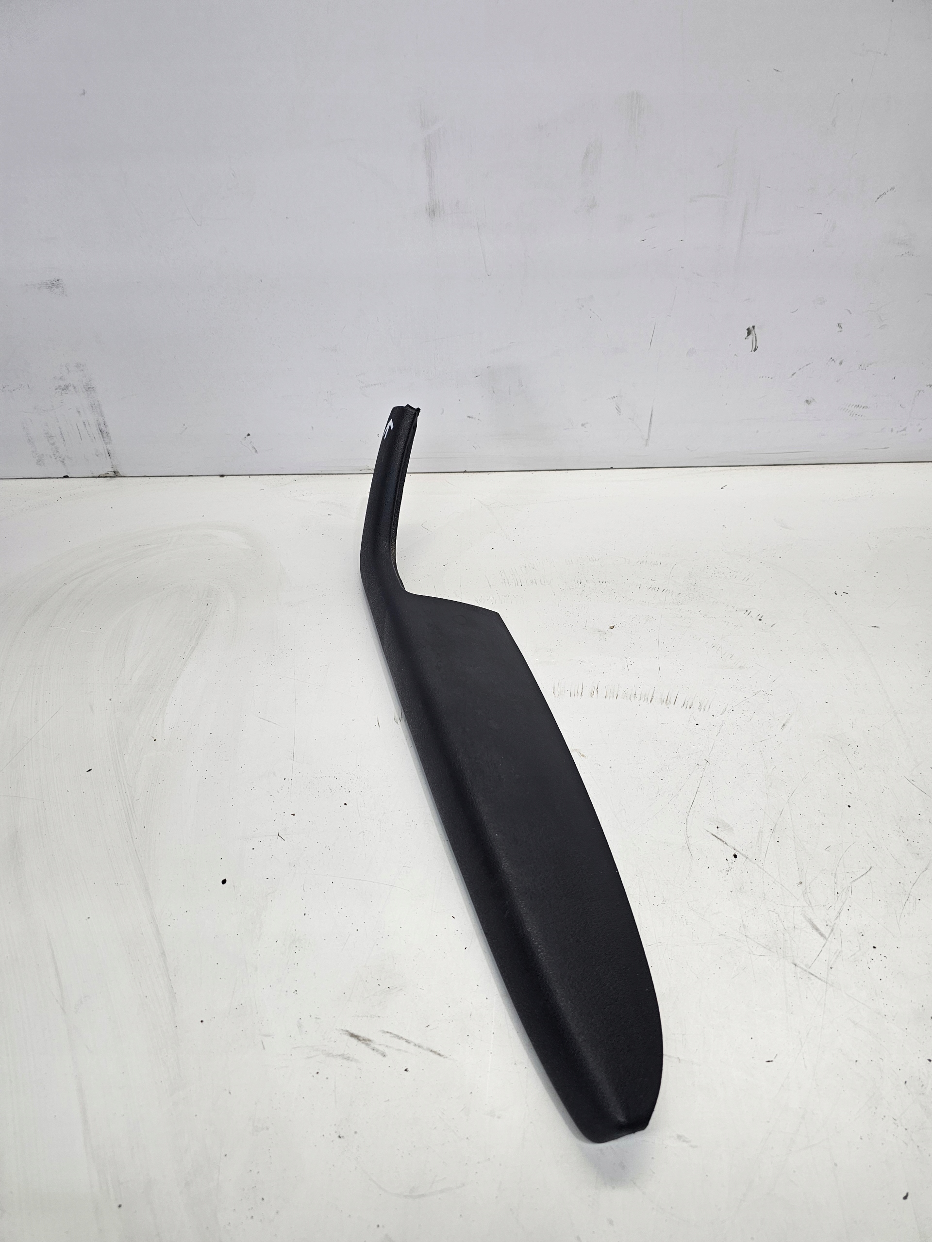 armrest right front AUDI A3 8P 3-D 8P3867174