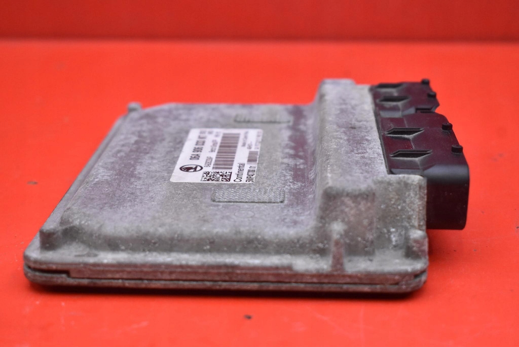 control unit computer of the engine 06A906033NT SKODA OCTAVIA 2 II 1.6 MPI 102KM