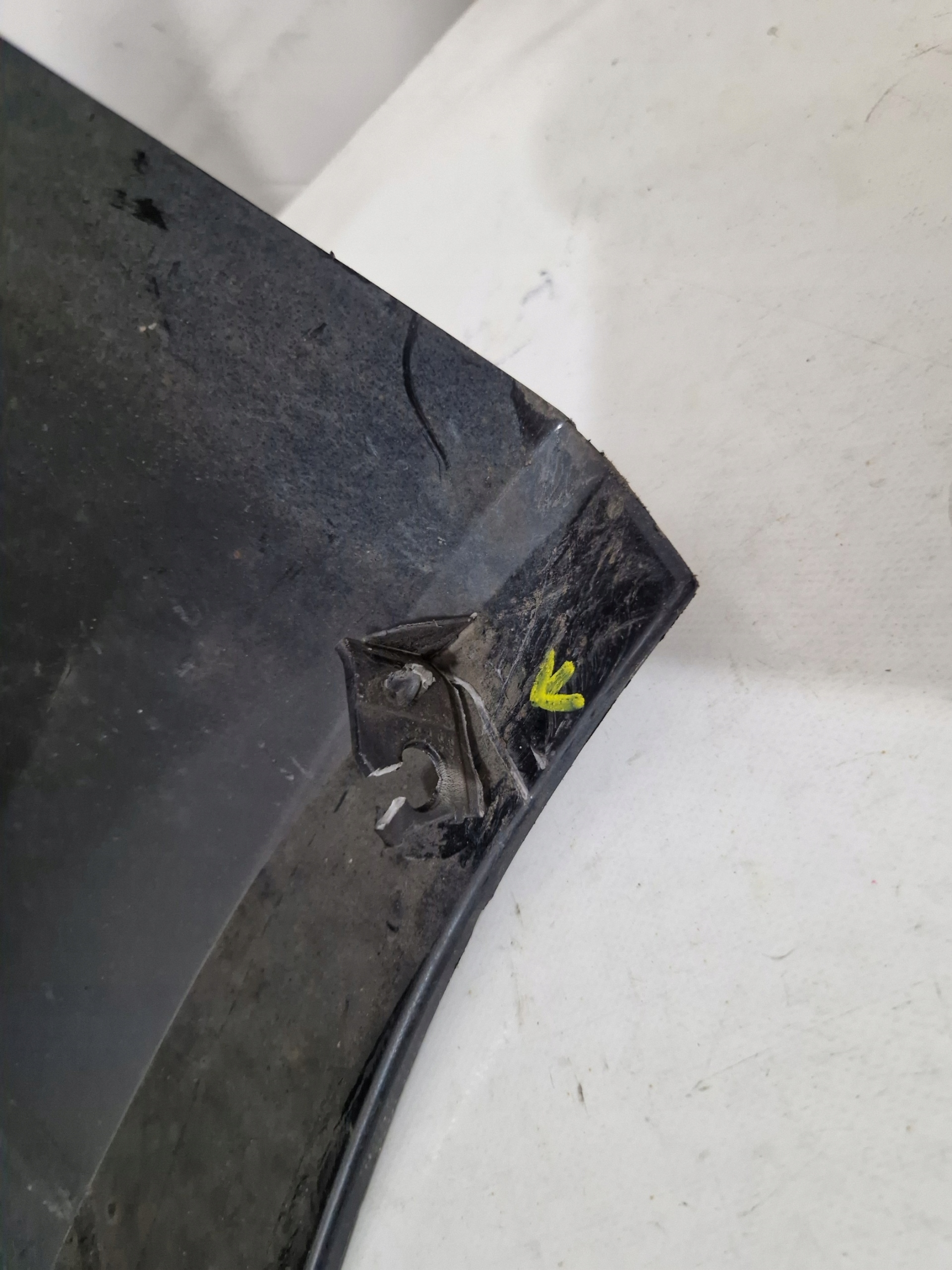 *AUDI A6 C8 4K 2019- front bumper front 4K0807437