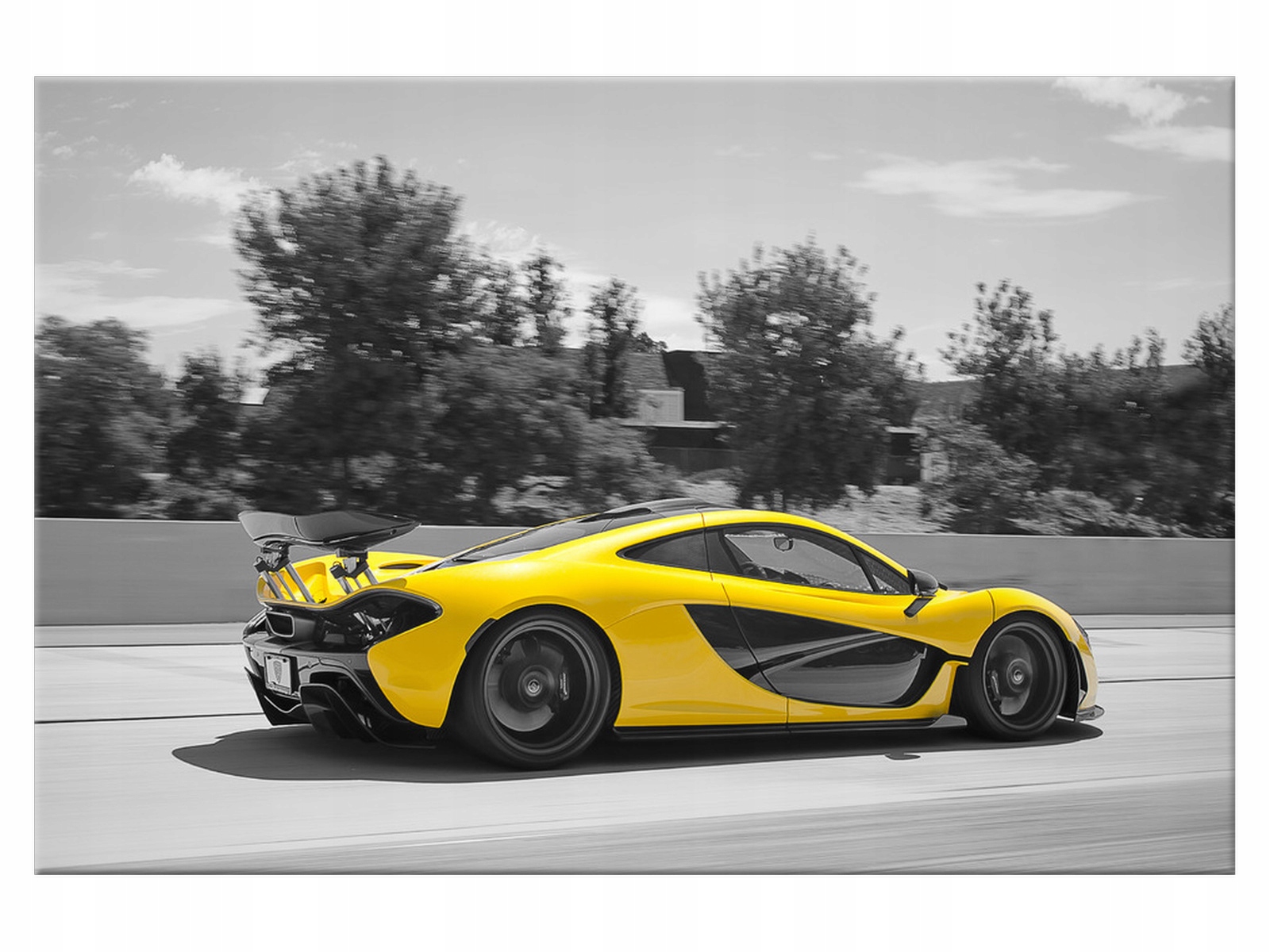 

Obraz Niebo Żółty McLaren P1 90x60 Droga do salonu