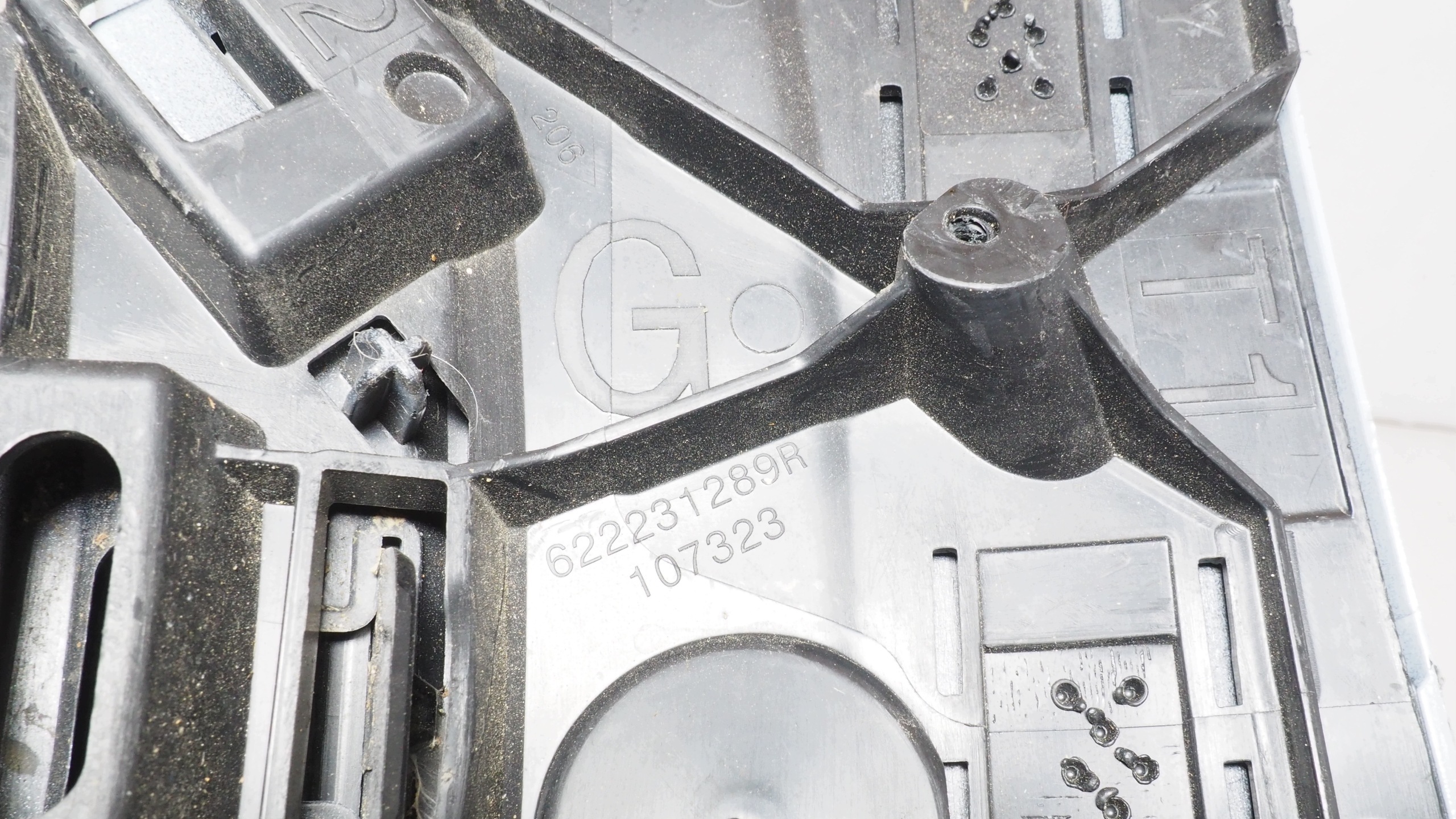 Renault Megane E Tech ecke der stoßstange links vorne 622231289R