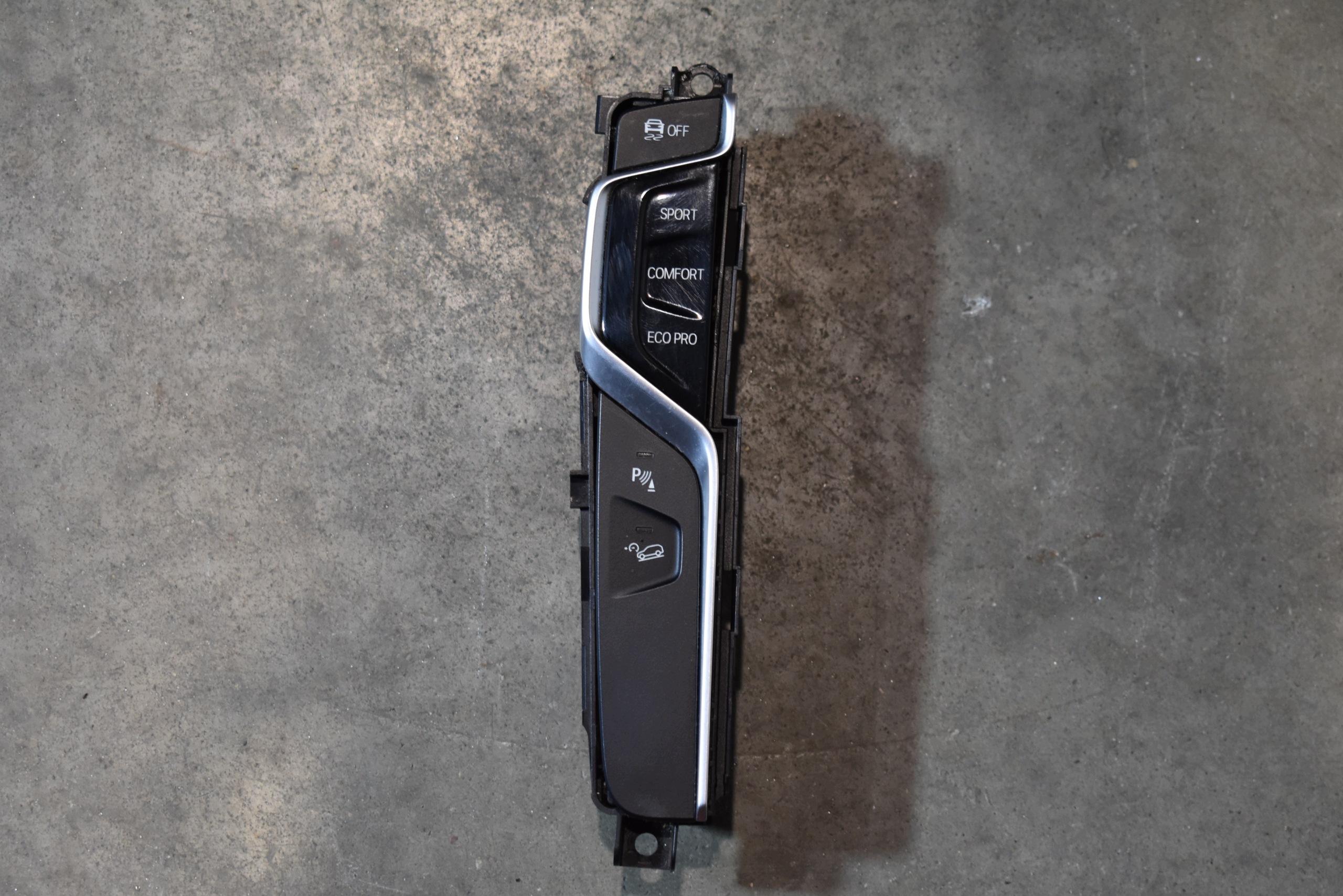 IDEALNY PANEL switch TRYBU running BMW G01 G02 1