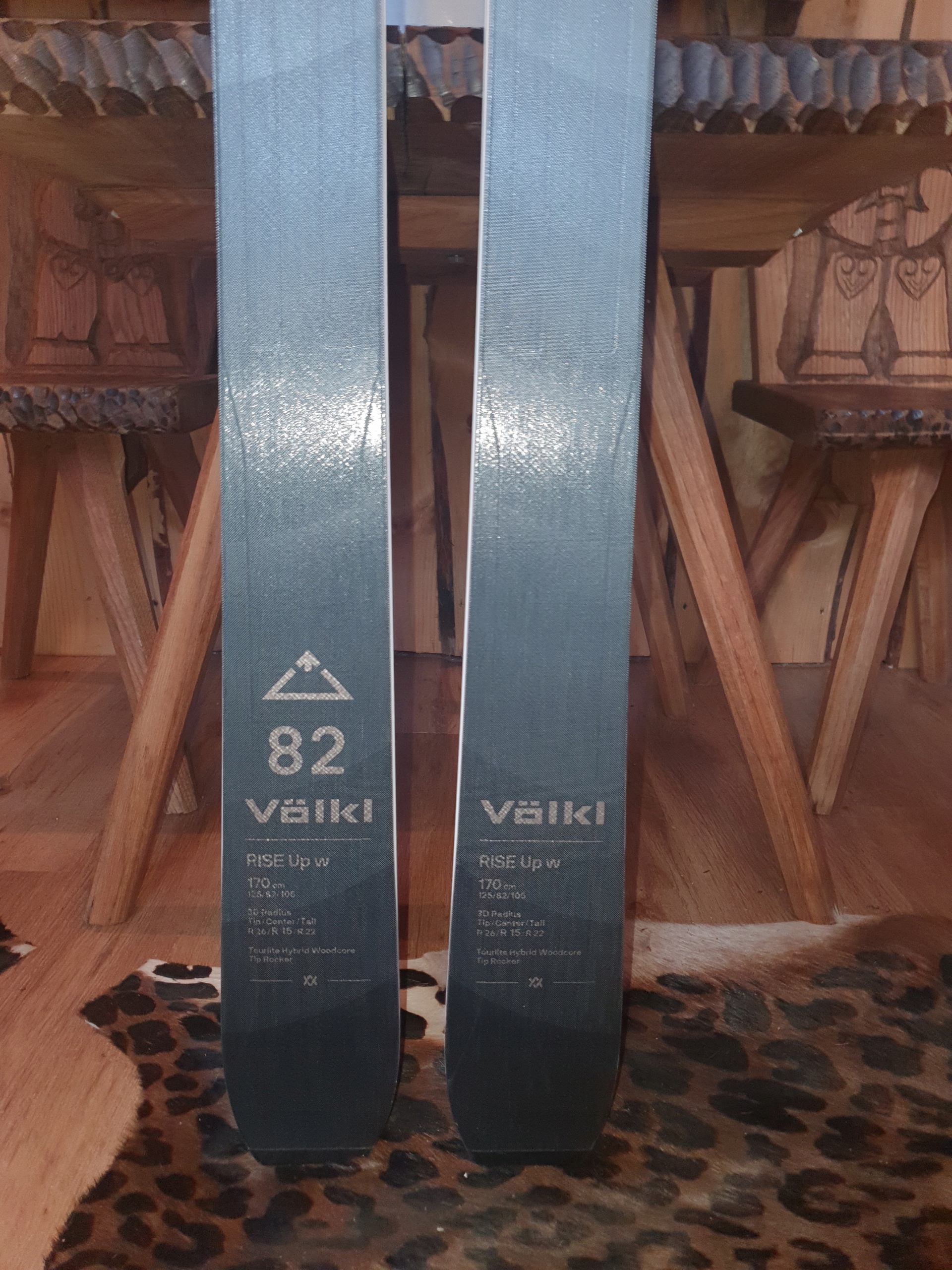 NOWY KOMPLET VOLKL 82 RISE Up w 170 cm skitour z dynafit speed turn Bi Kolor dominujący odcienie szarości