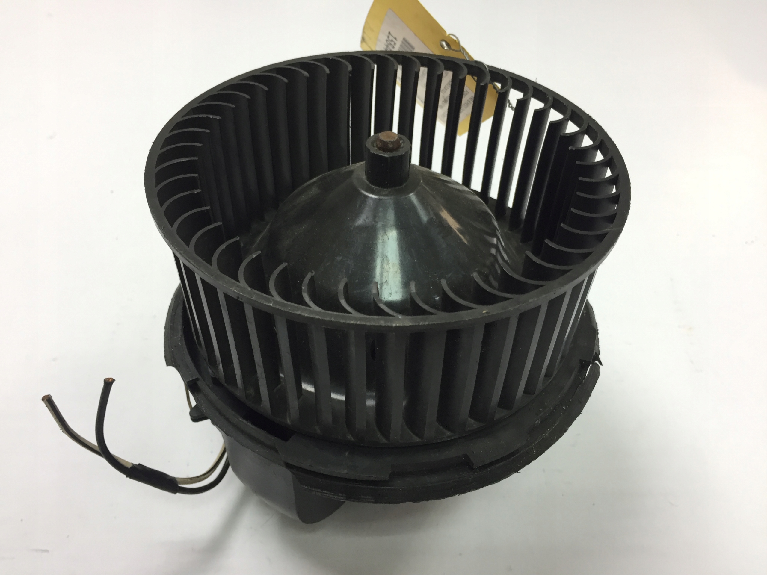 DMUCHAWA NAWIEWU FORD MONDEO MK1 93BW-18515-AB