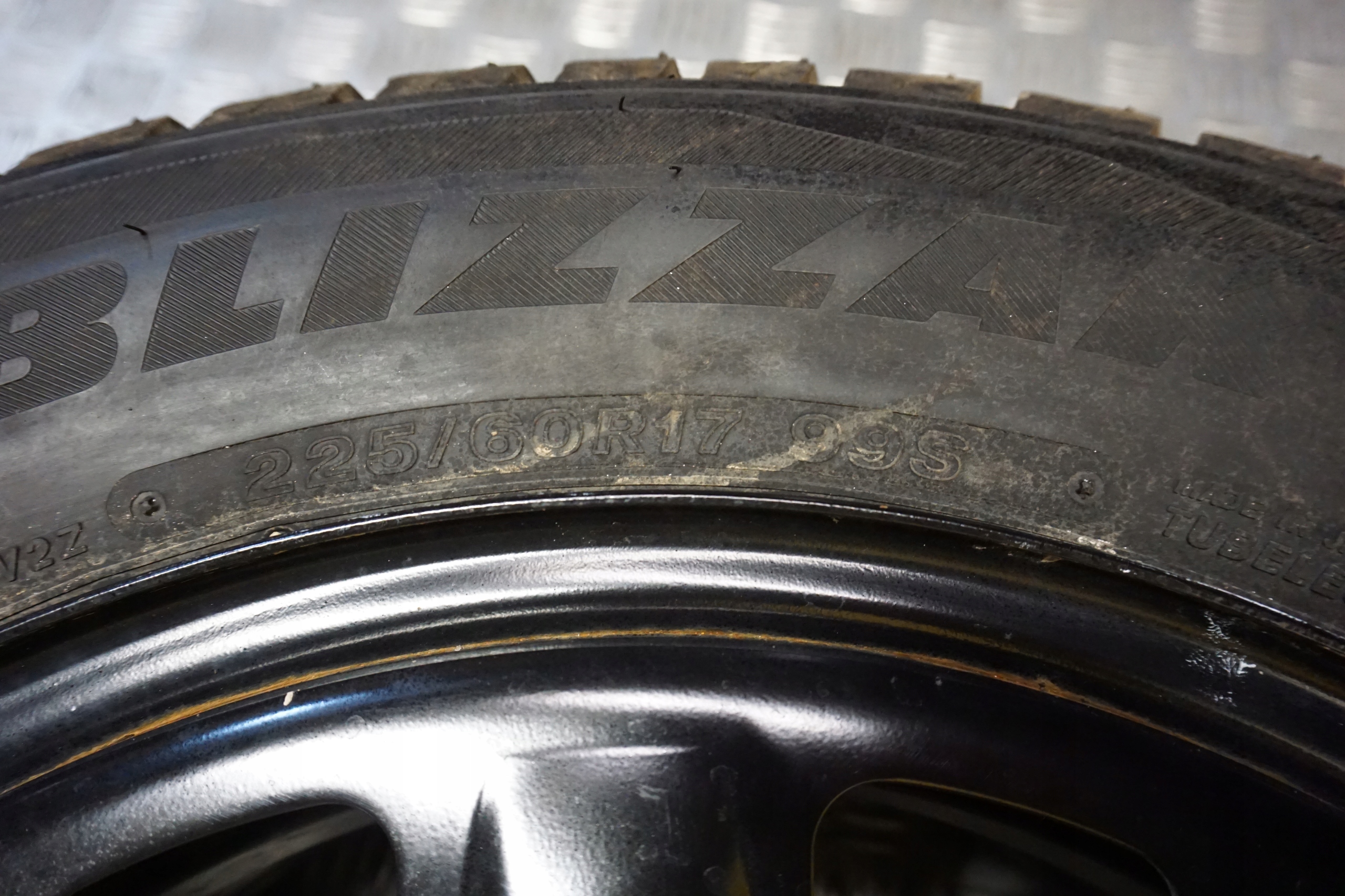 SUBARU CROSSTREK 2024 Koło Opona Felga 7Jx17 ET55 225/60R17 Rodzaj opon Brak informacji