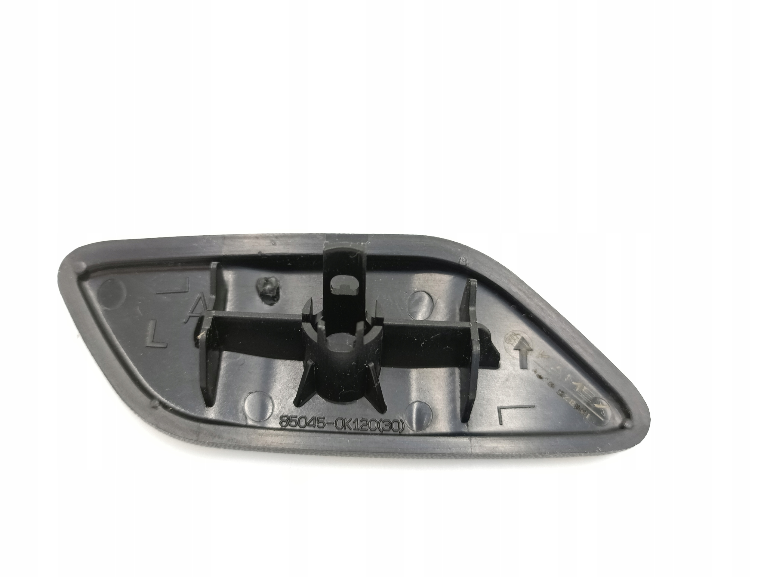 NOWY SPRYSKIWACZ Z ZASLEPKA TOYOTA HILUX VIII 8 L Part manufacturer KAMEX