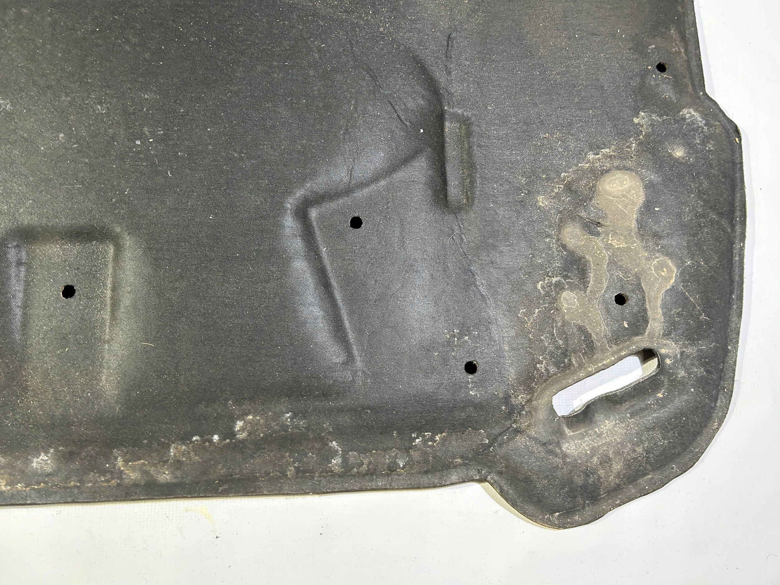 soundproofing podbitka bonnets Ford Mustang GT 2015