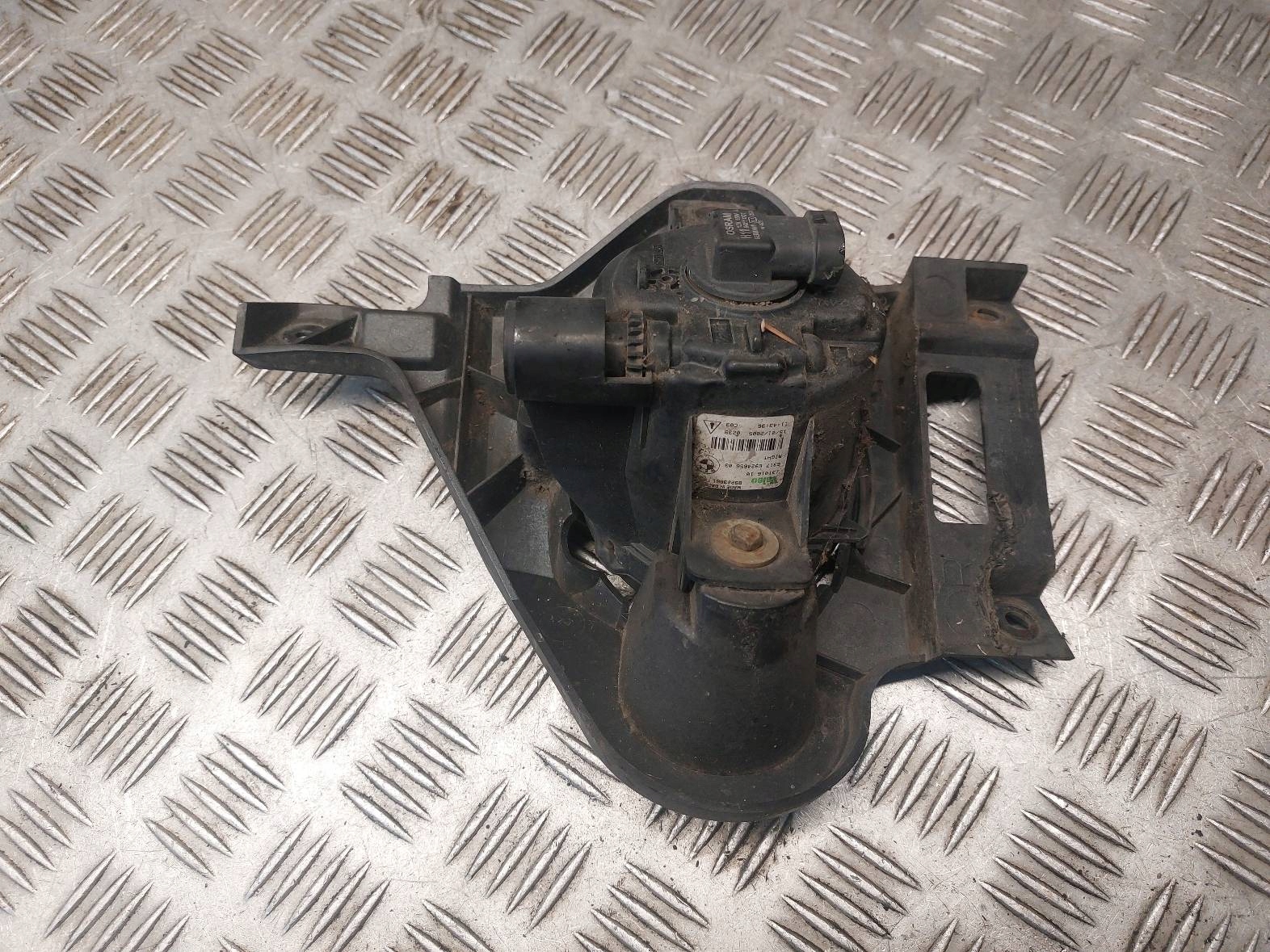 Nebelscheinwerfer rechts BMW E87 118d 6924656 7118152 89210518