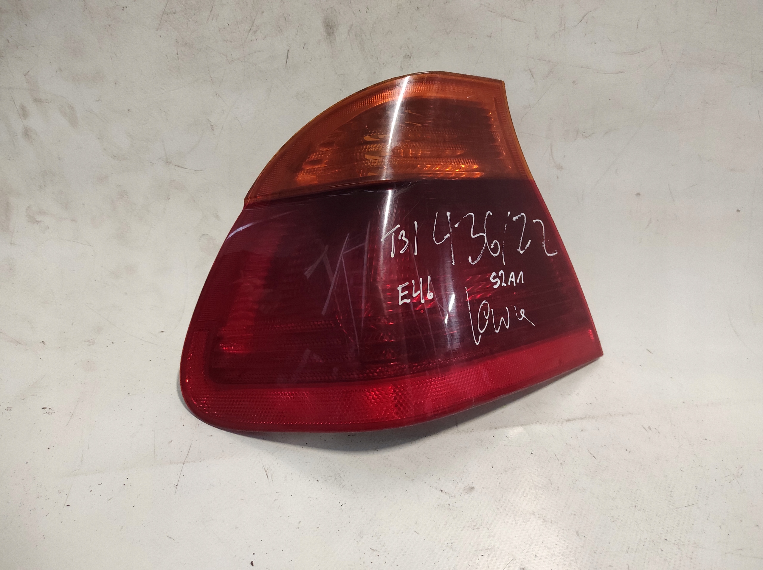 Licht heck links hinten links BMW 3 E46 Sedan 8364921