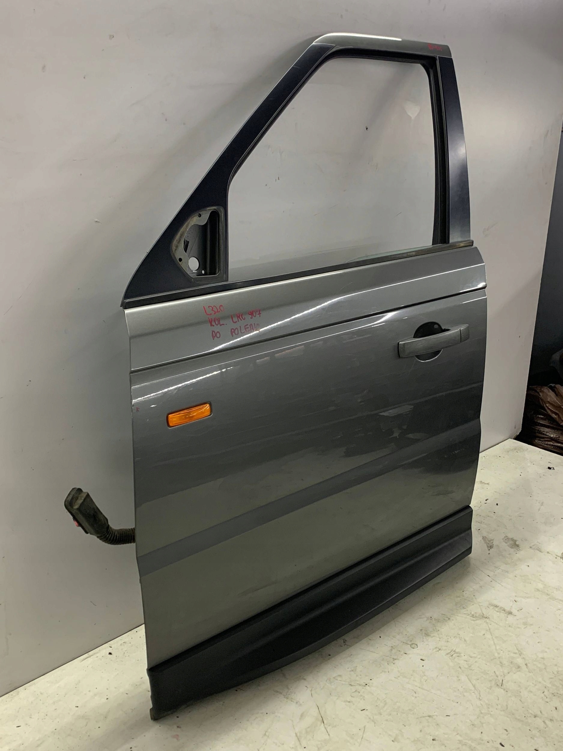 door left front left front RANGE ROVER SPORT L320 (05-13) colour LRC907