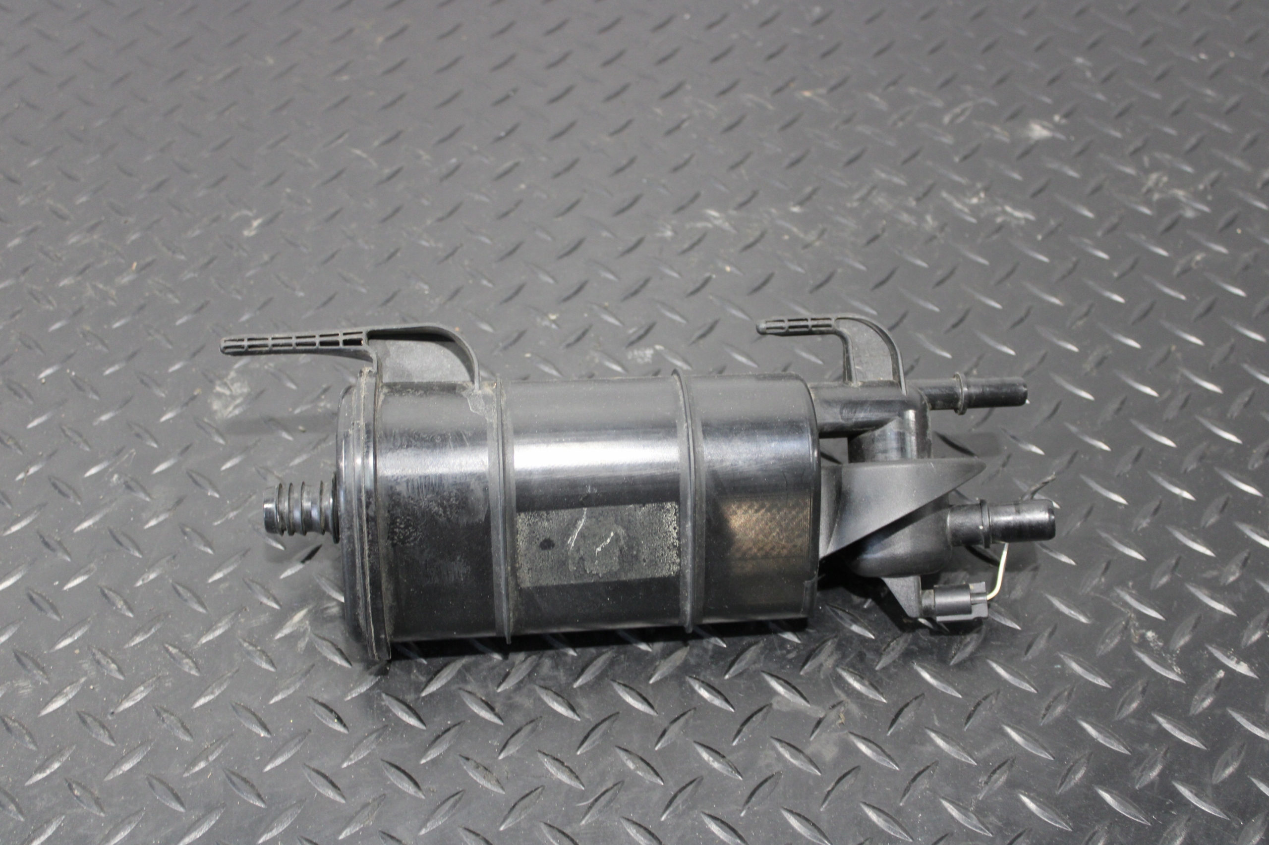 filter goriva karbonski 7340429 BMW I3 L01