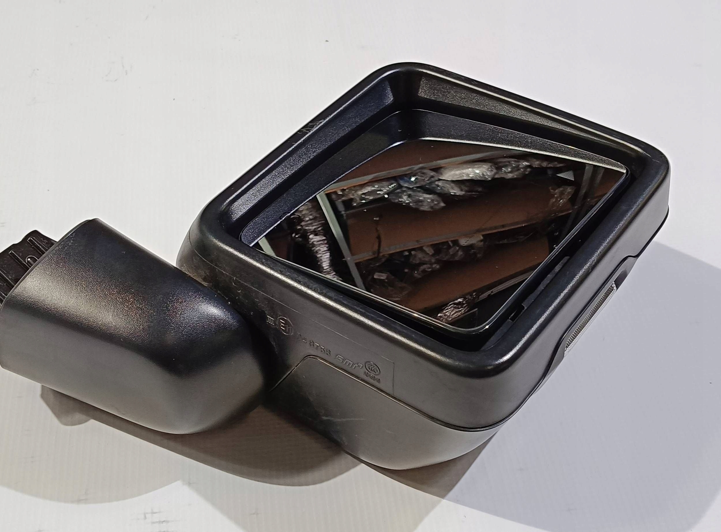 mirror right electrics blind spot heated Jeep Wrangler 2019