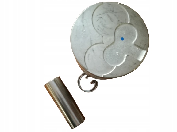 # 2300 Поршні NISSAN 2.7 TD TD27 TERRANO