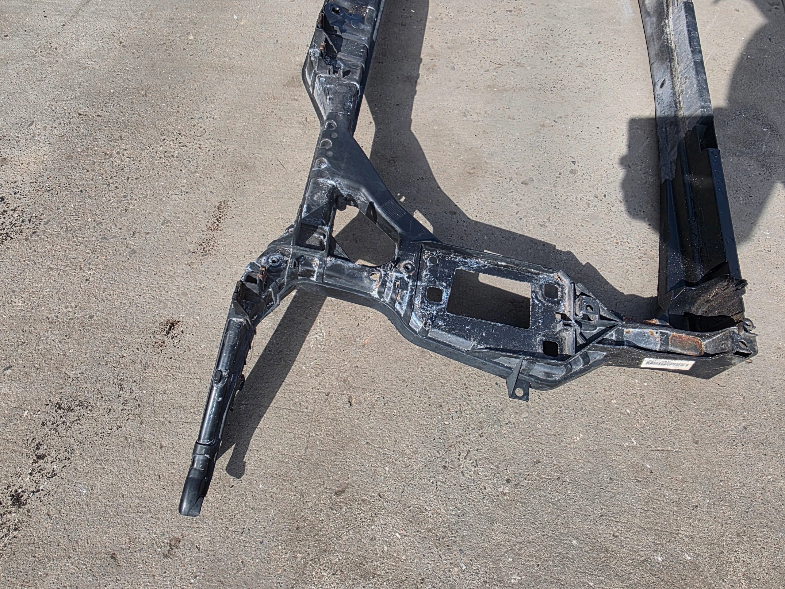 support panel for radiators pillar iron AUDI A4 B8 A5 8T LIFT 8K0805594M