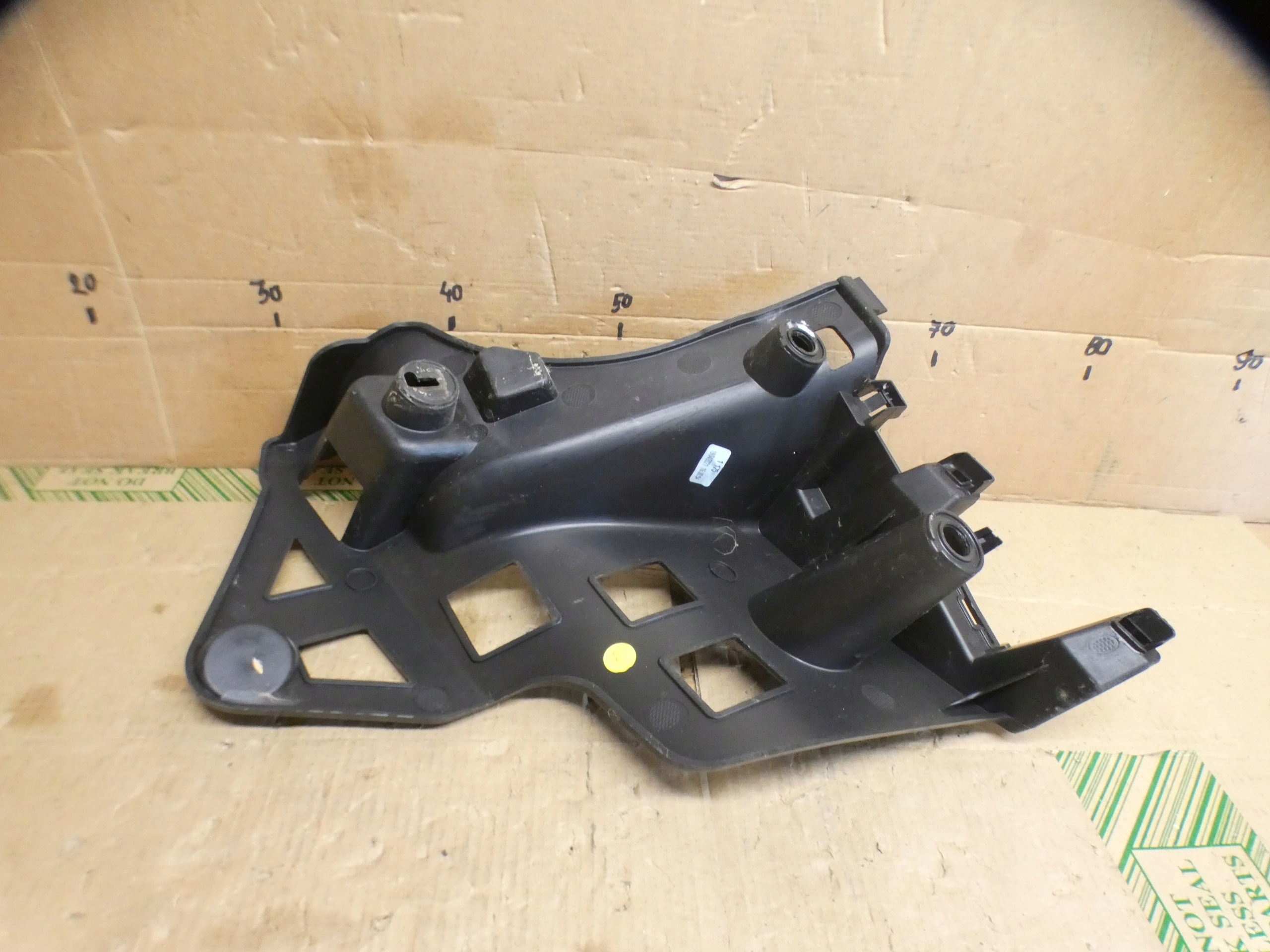 bumper bracket rear part right left DS4 CROSSBACK II 9830978380 9830978280