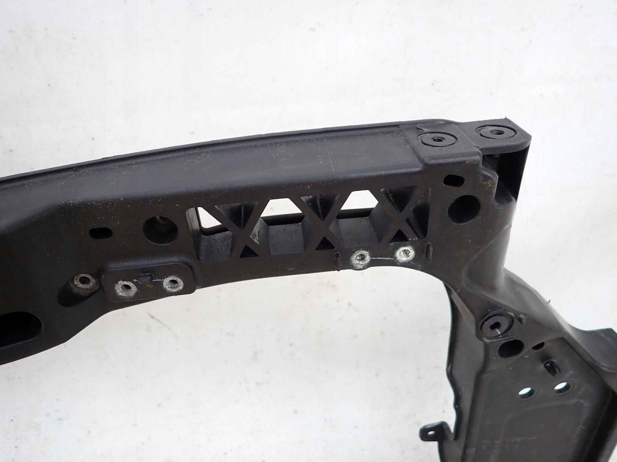 HYUNDAI I20 and 1 LIFT 12-15 support panel for radiators pillar