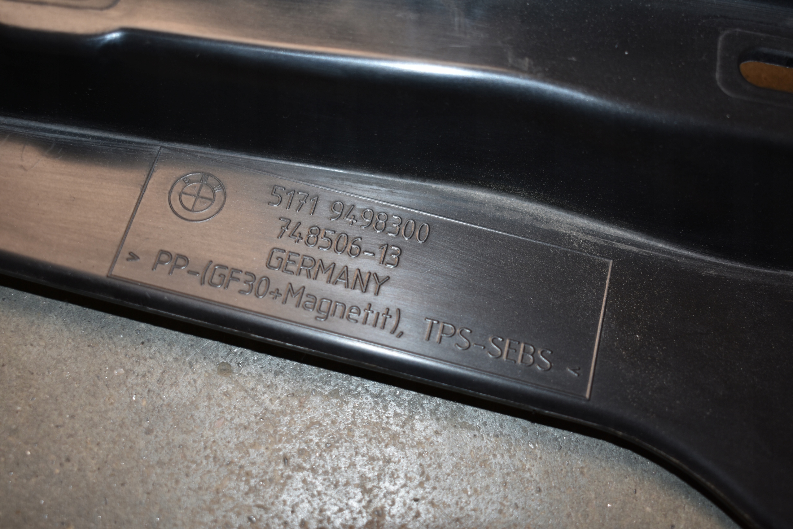 IDEALNA Blende Abdeckung wärmblech BMW G70 G60 1