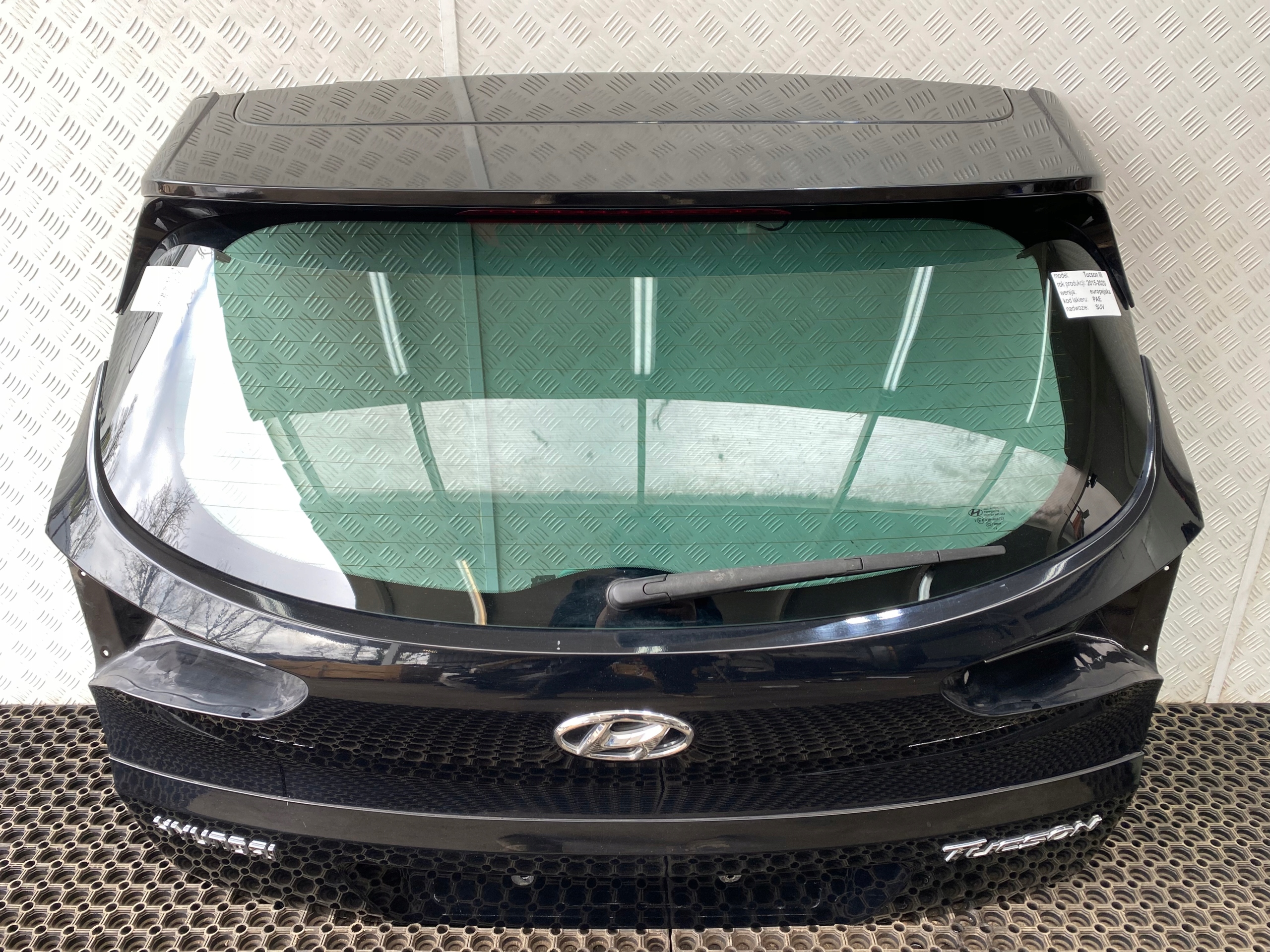 HYUNDAI TUCSON III 15-18 boot doors boot rear part LADNA below colour PAE