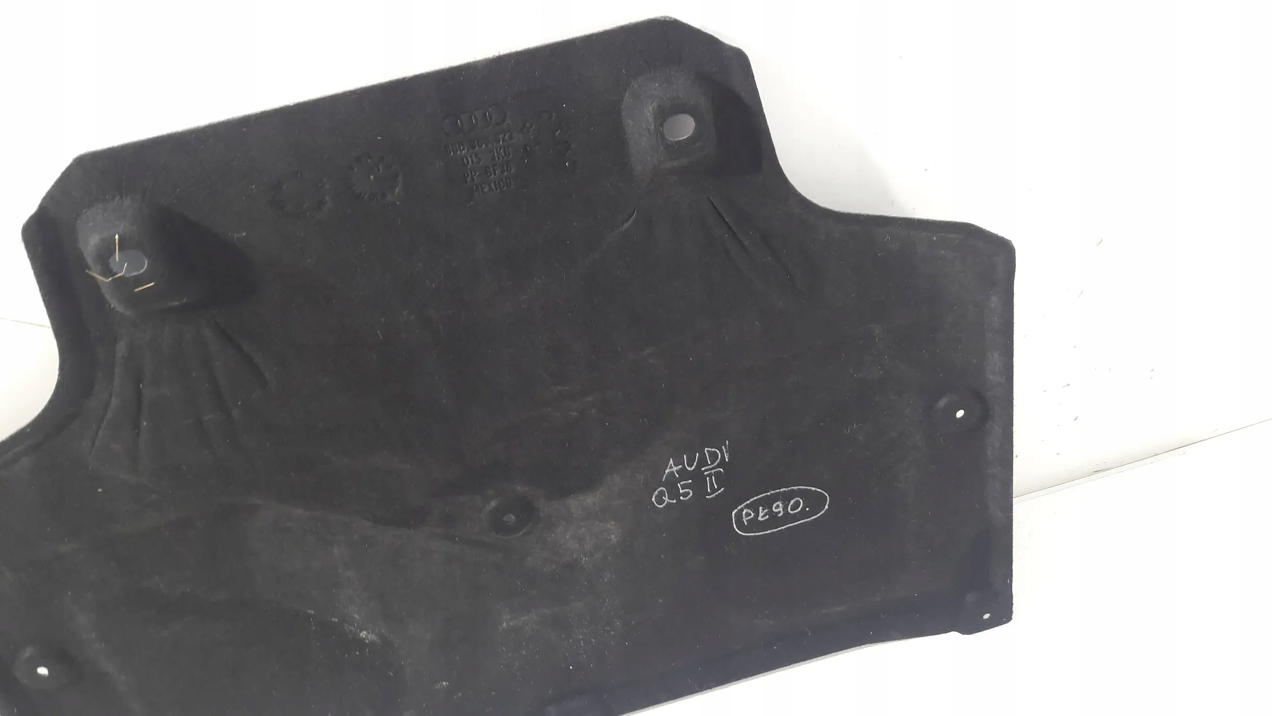 Audi Q5 II motor cover lower 80B-863-822 (PL90)