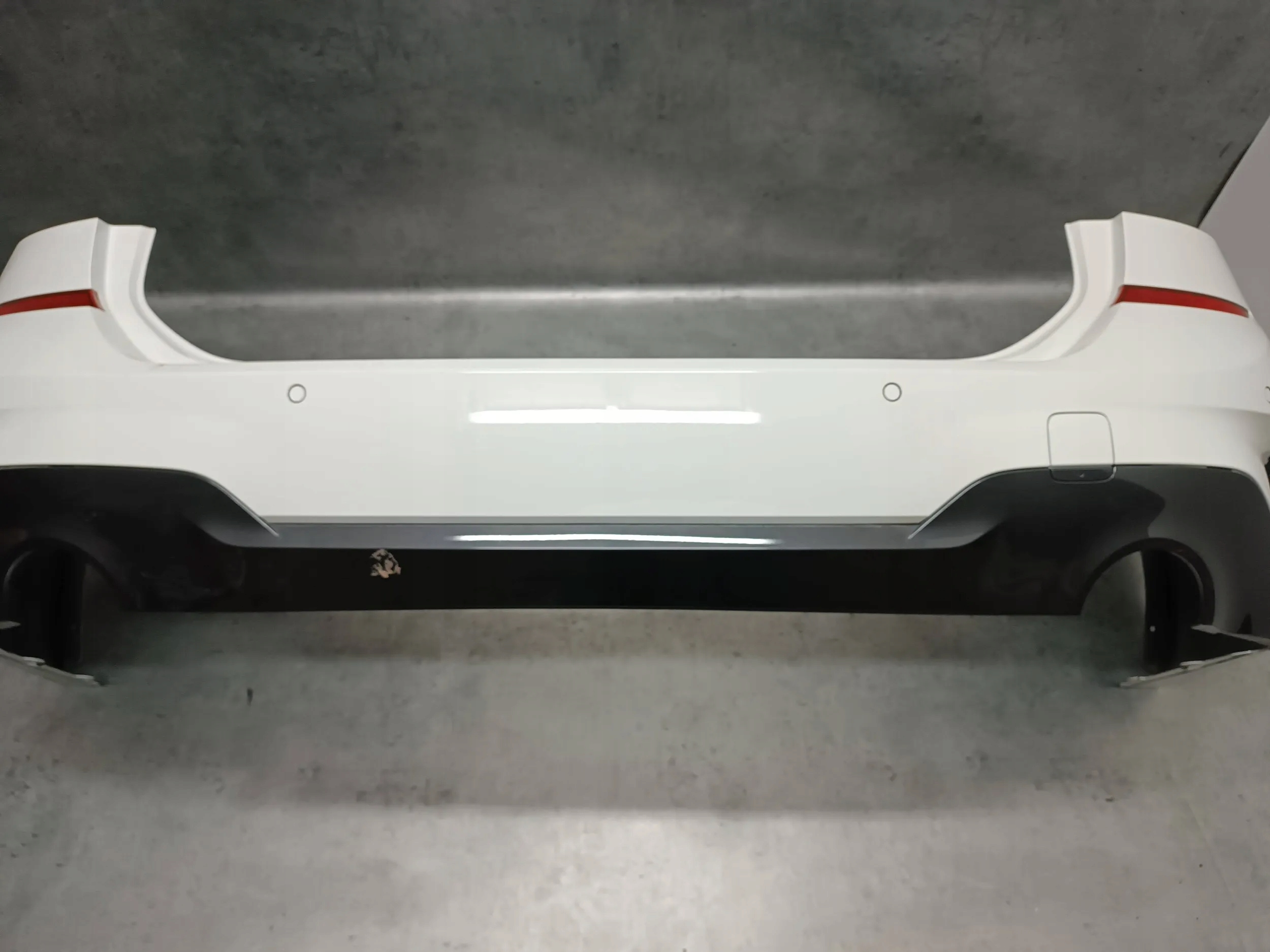 BMW 3 G21 ZDERZAK TYŁ KOL.A300 Producent części BMW OE