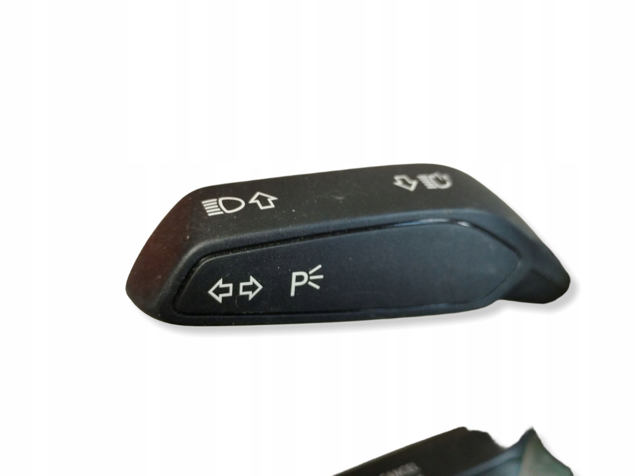 Audi A4 S4 B9 steering wheel levers and controls ring 4M0907129S