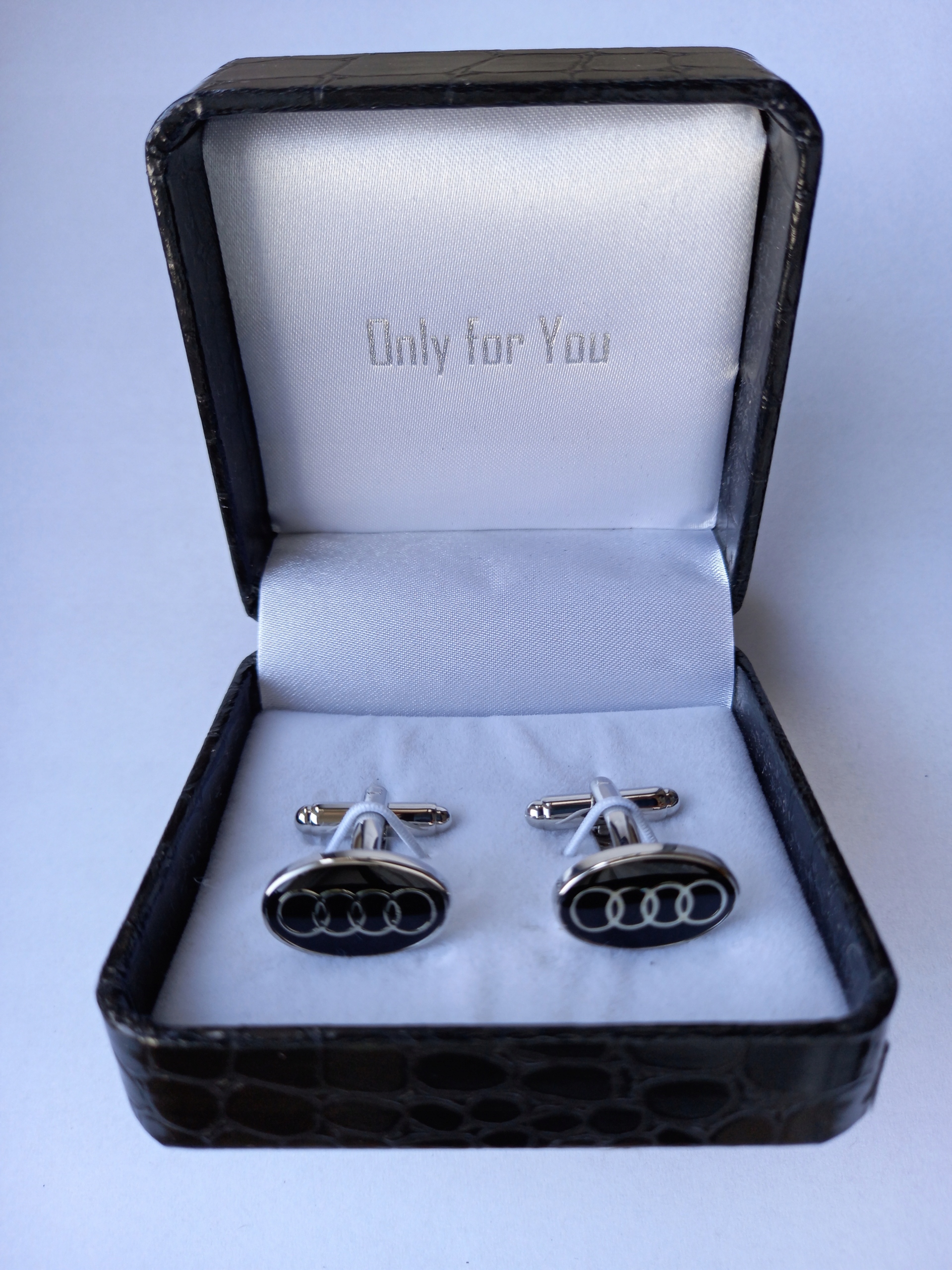 Exciting manžetové knoflíčky košile Exc Audi oválné v exkluzivním pouzdro