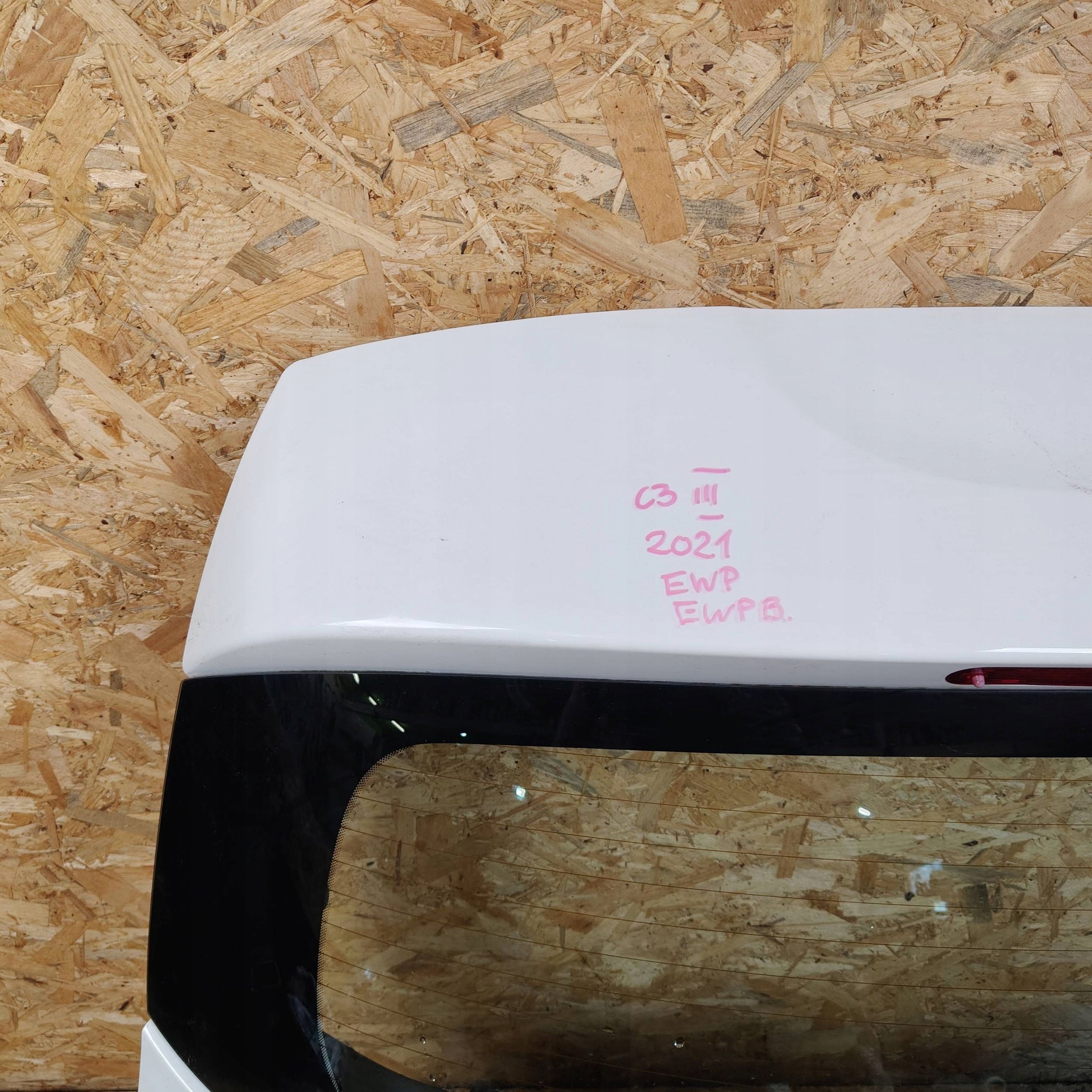 trunk door boot rear part Citroen C3 III ewp ewpb