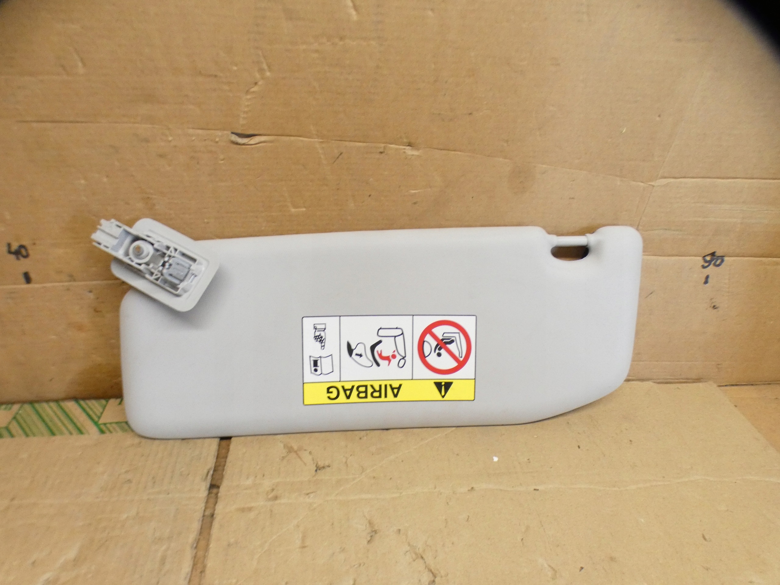 AVENGER 25R cover PRZECIWSLONECZNA visor visor left right EUROPA