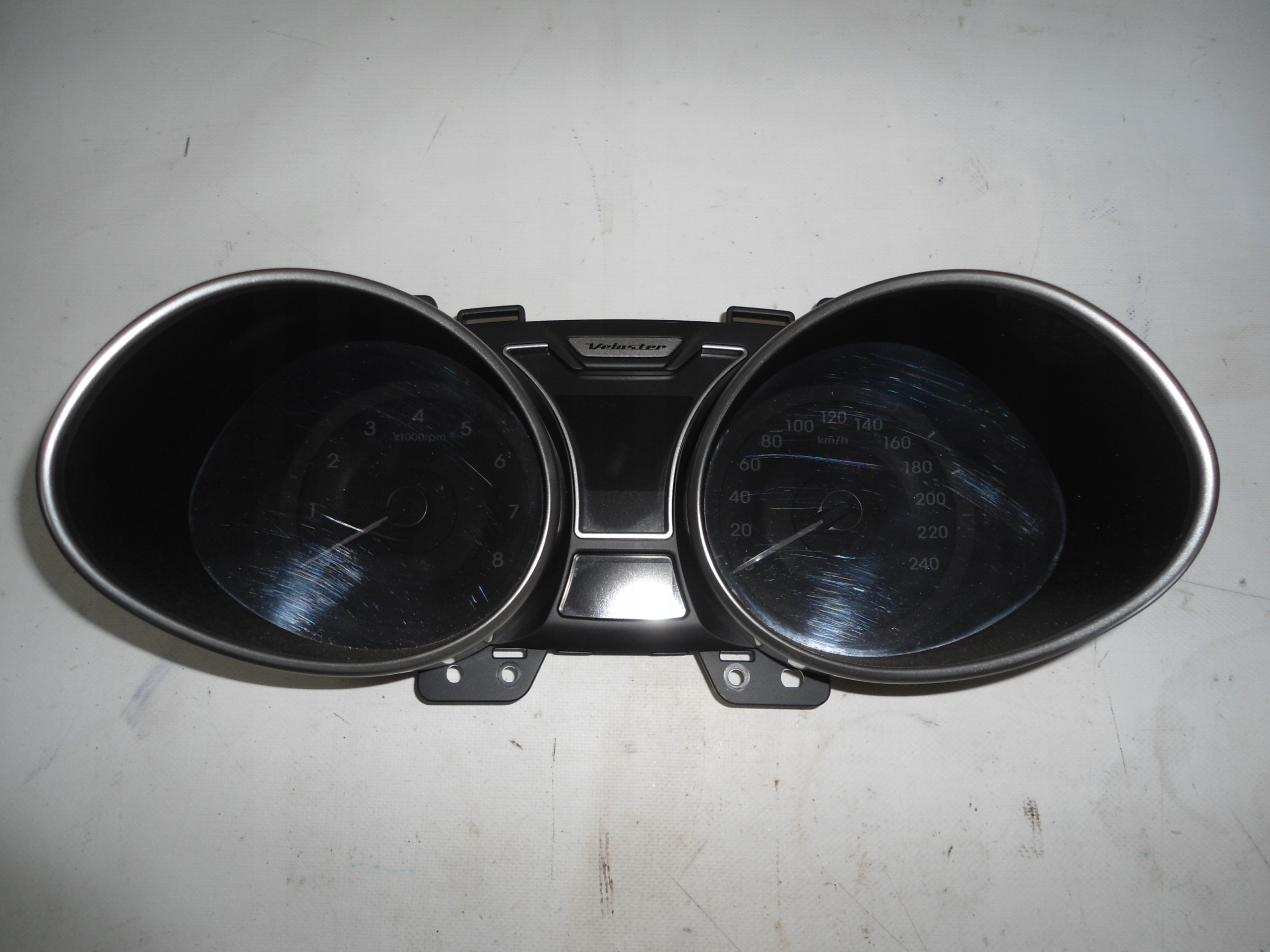 Панель приладів спідометр велостер Hyundai OE 94013-2v730