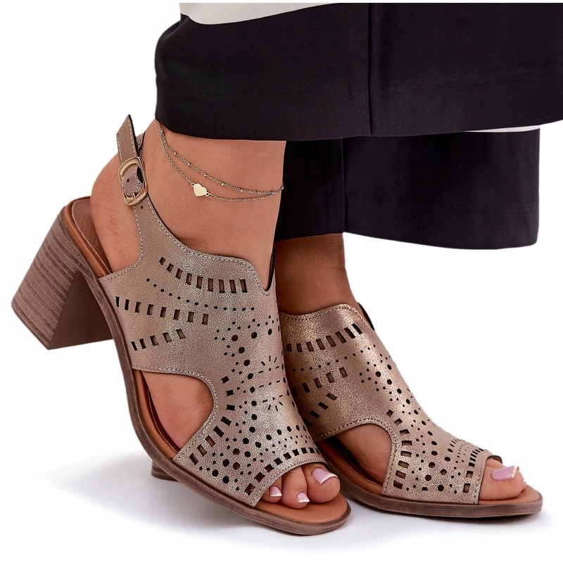 Dámské Sandály S Ažurovým Vzorem Na Podpatku Typu Zlatý Sloupek 40