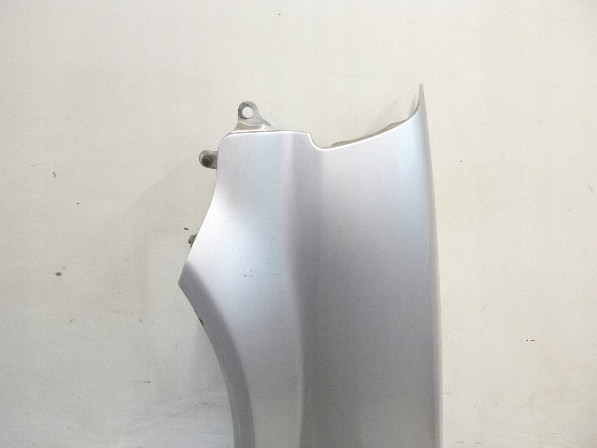 parafango sinistra Honda HRV NH-583M 2000r.