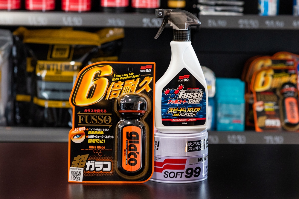 SOFT99 КОМПЛЕКТ ВОСК СВЕТ + УЛЬТРА GLACO + QD FUSSO