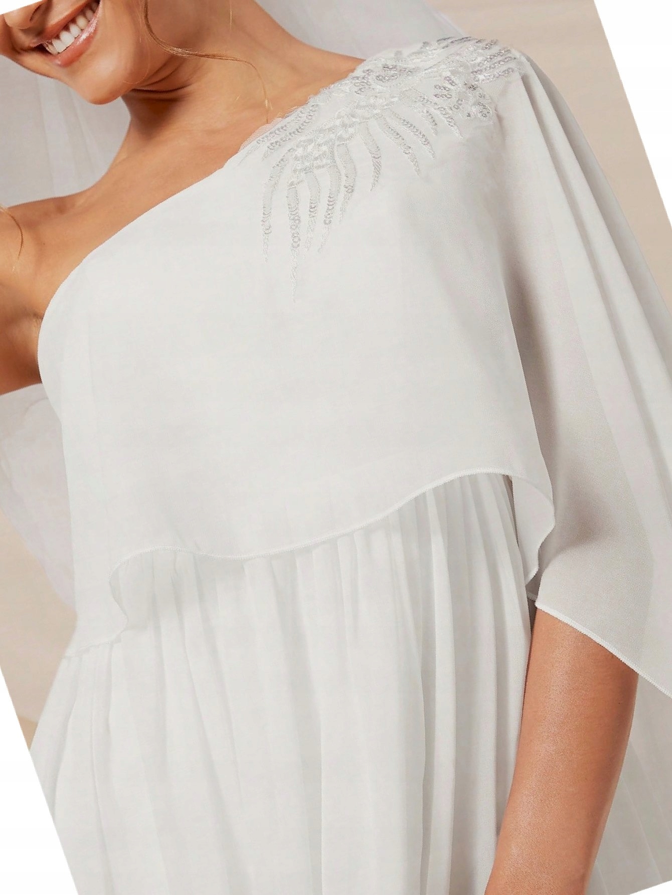 Šaty na jedno rameno zdobené cepíny, svatební šifonová sukně A-line S