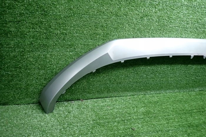 SKODA ENYAQ 21- Grill oben der Stoßstange